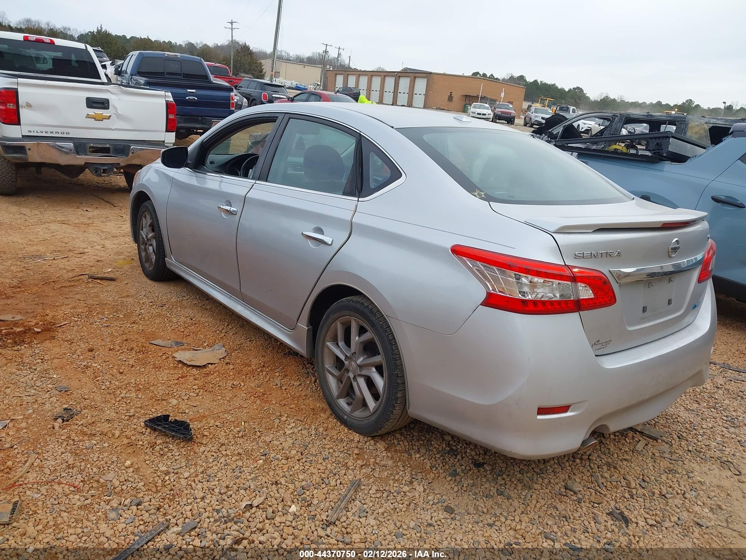 NISSAN SENTRA image 3
