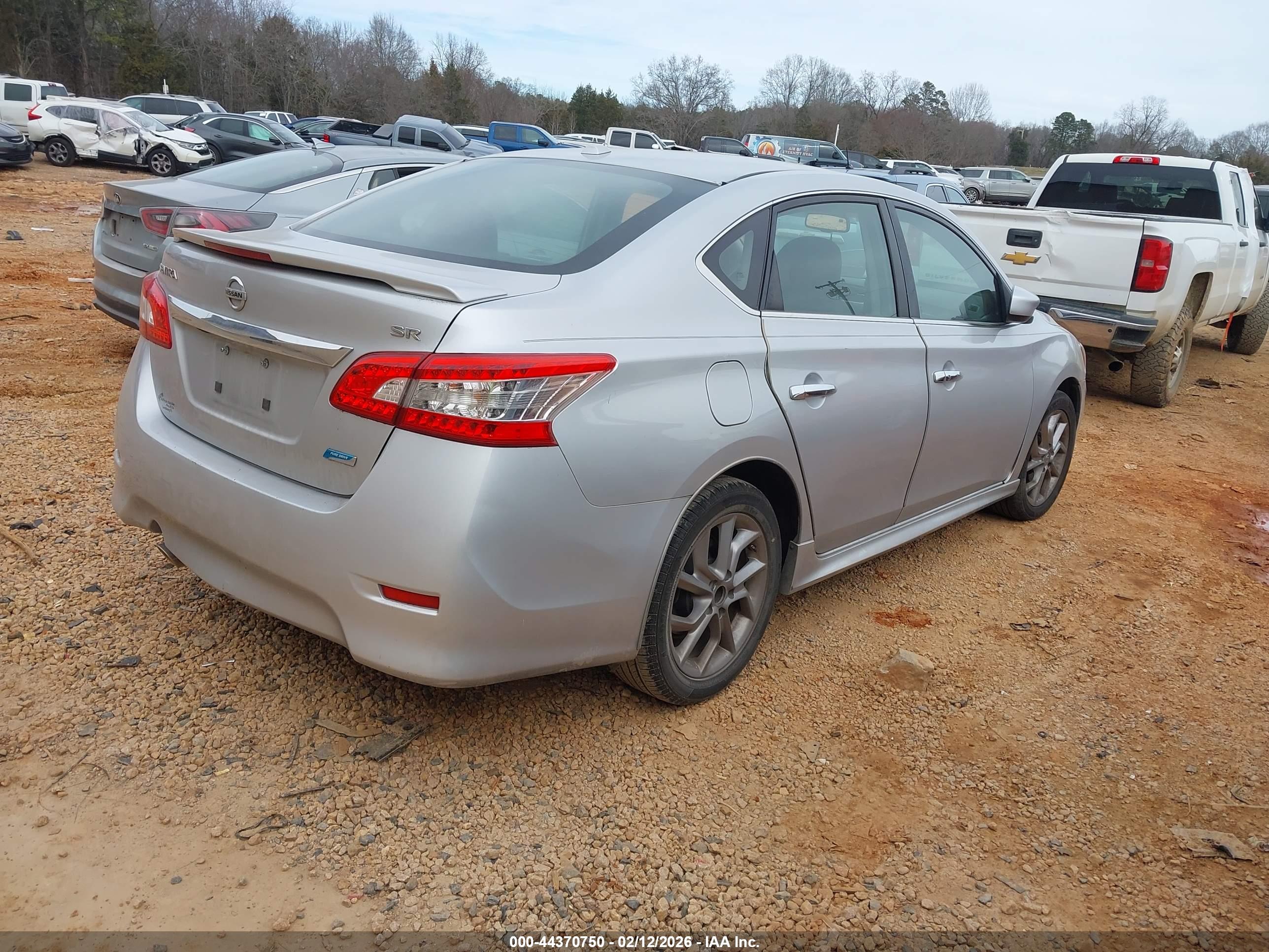 NISSAN SENTRA image 4