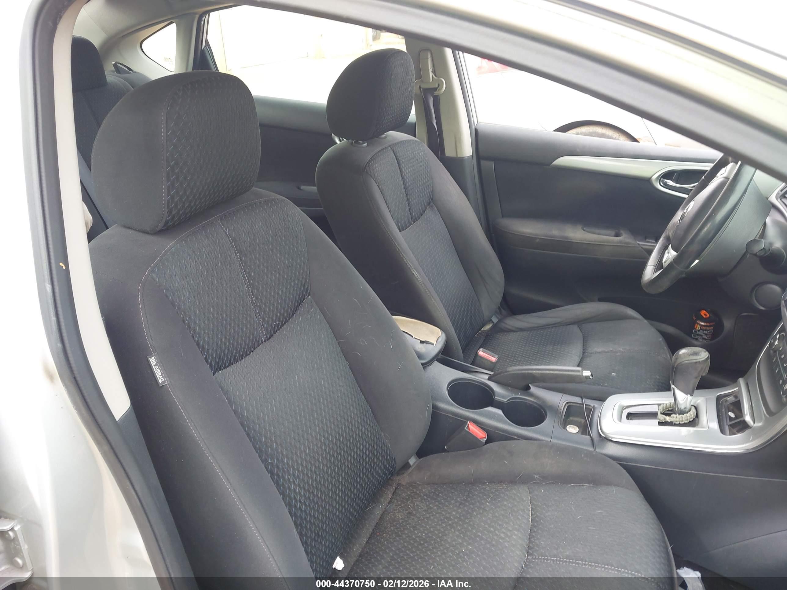 NISSAN SENTRA image 5
