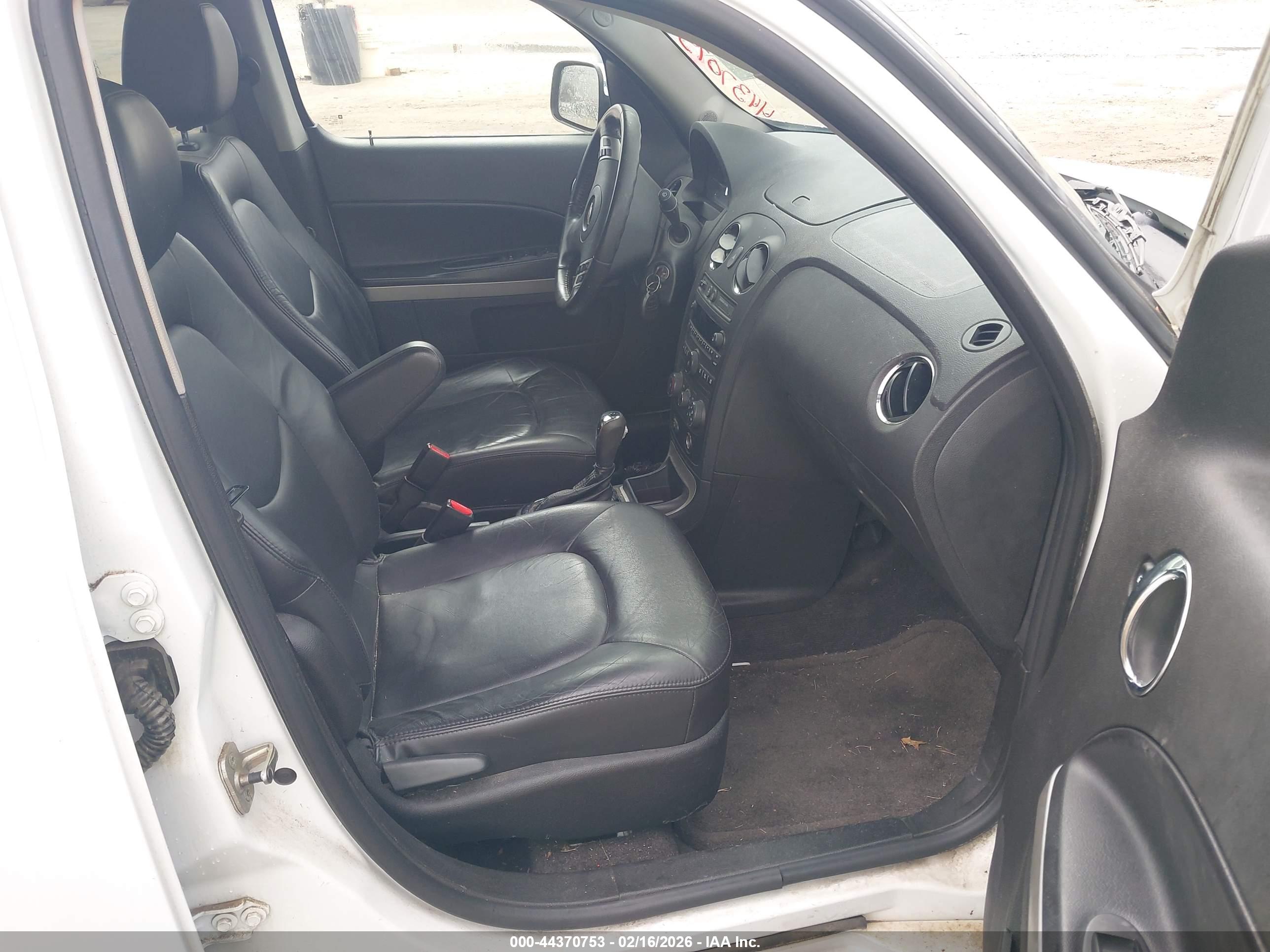 CHEVROLET HHR image 5