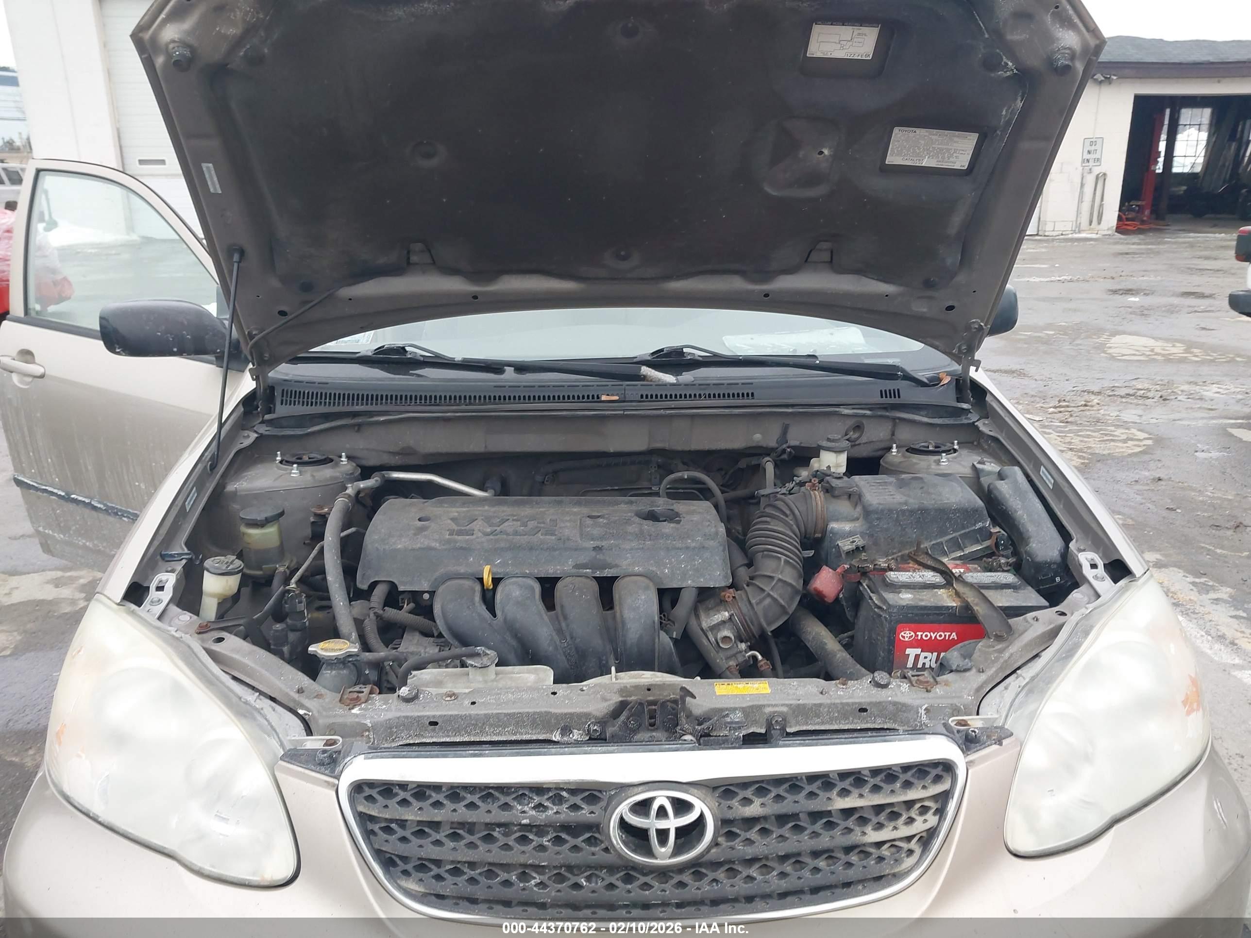 TOYOTA COROLLA image 10