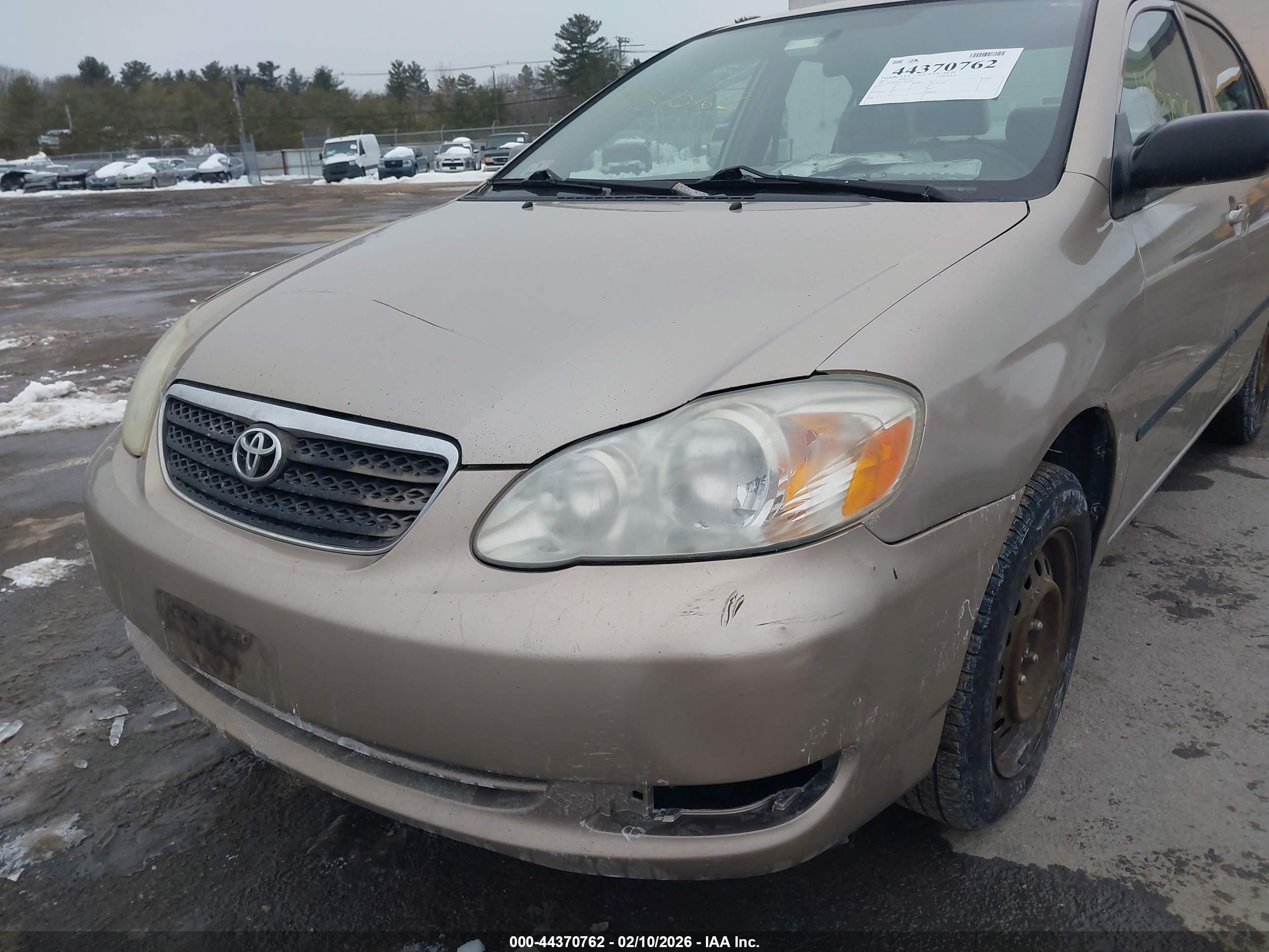 TOYOTA COROLLA image 6