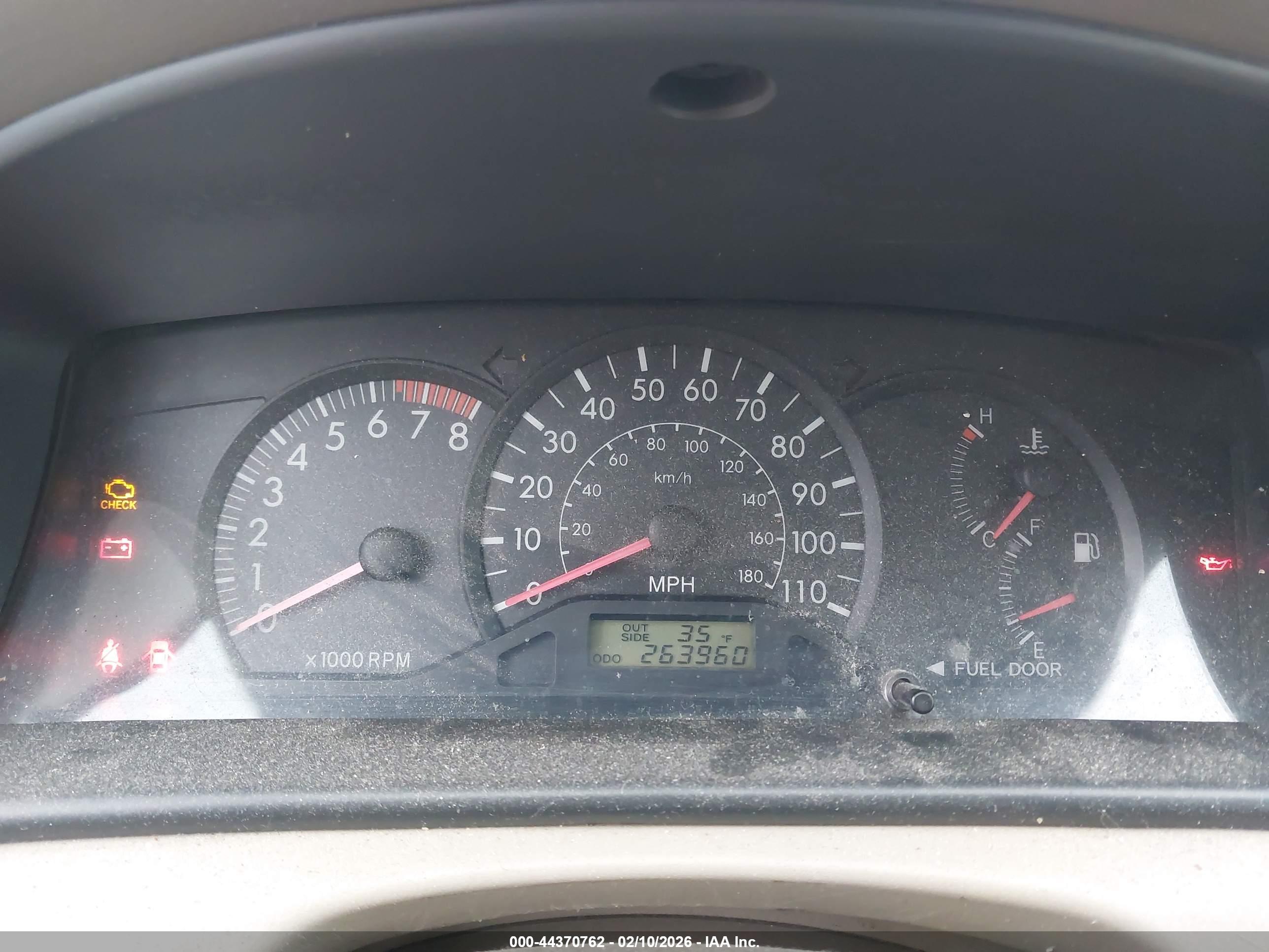 TOYOTA COROLLA image 7