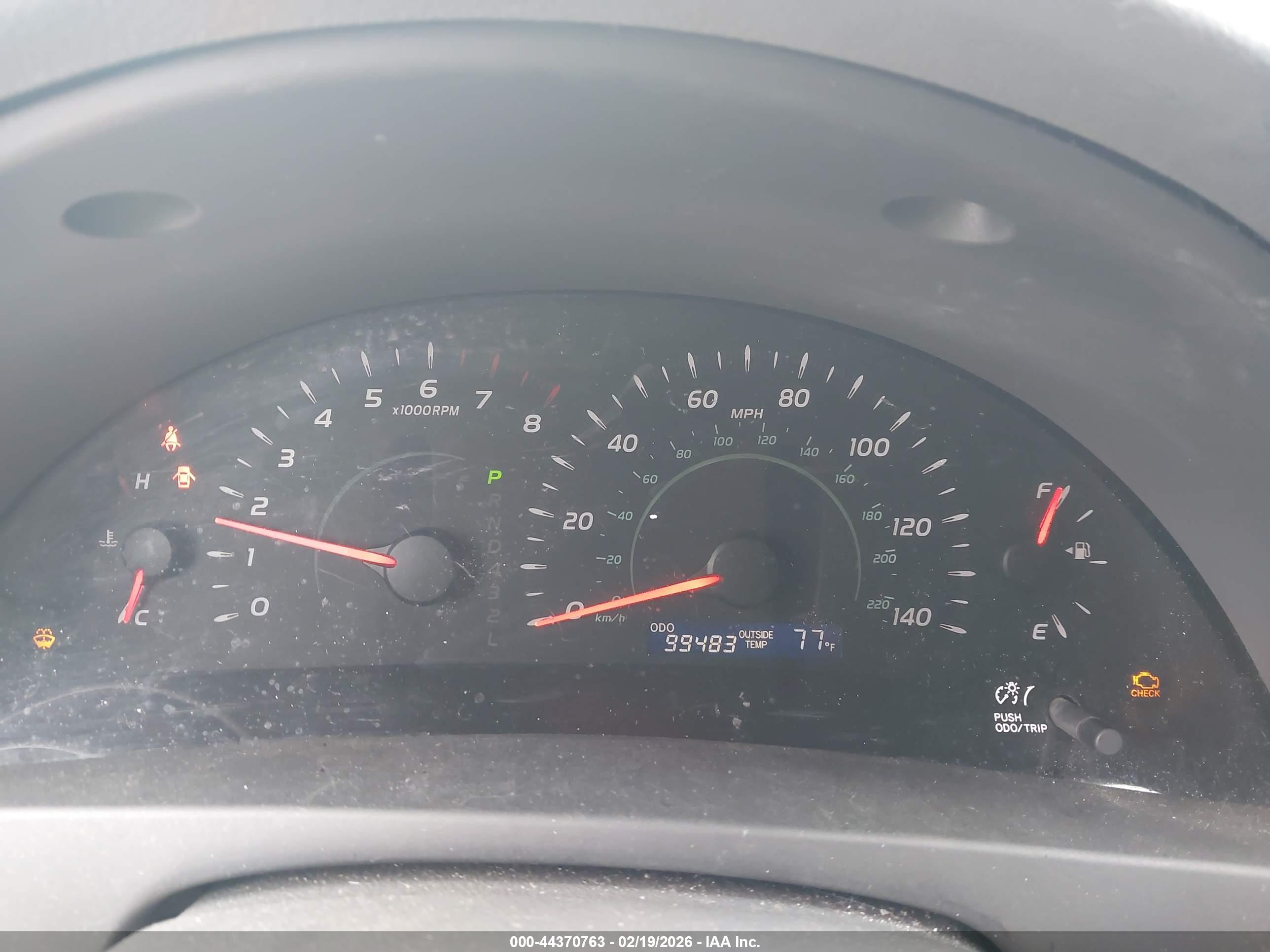 TOYOTA CAMRY image 7
