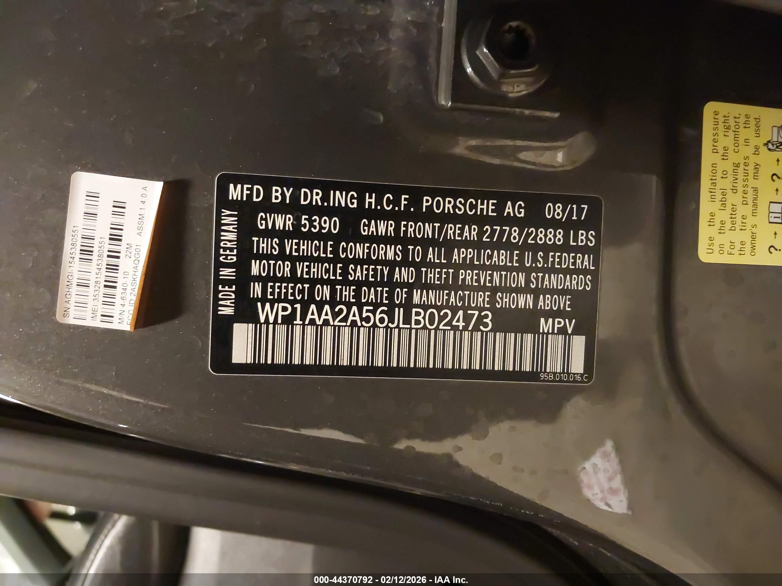 PORSCHE MACAN image 9