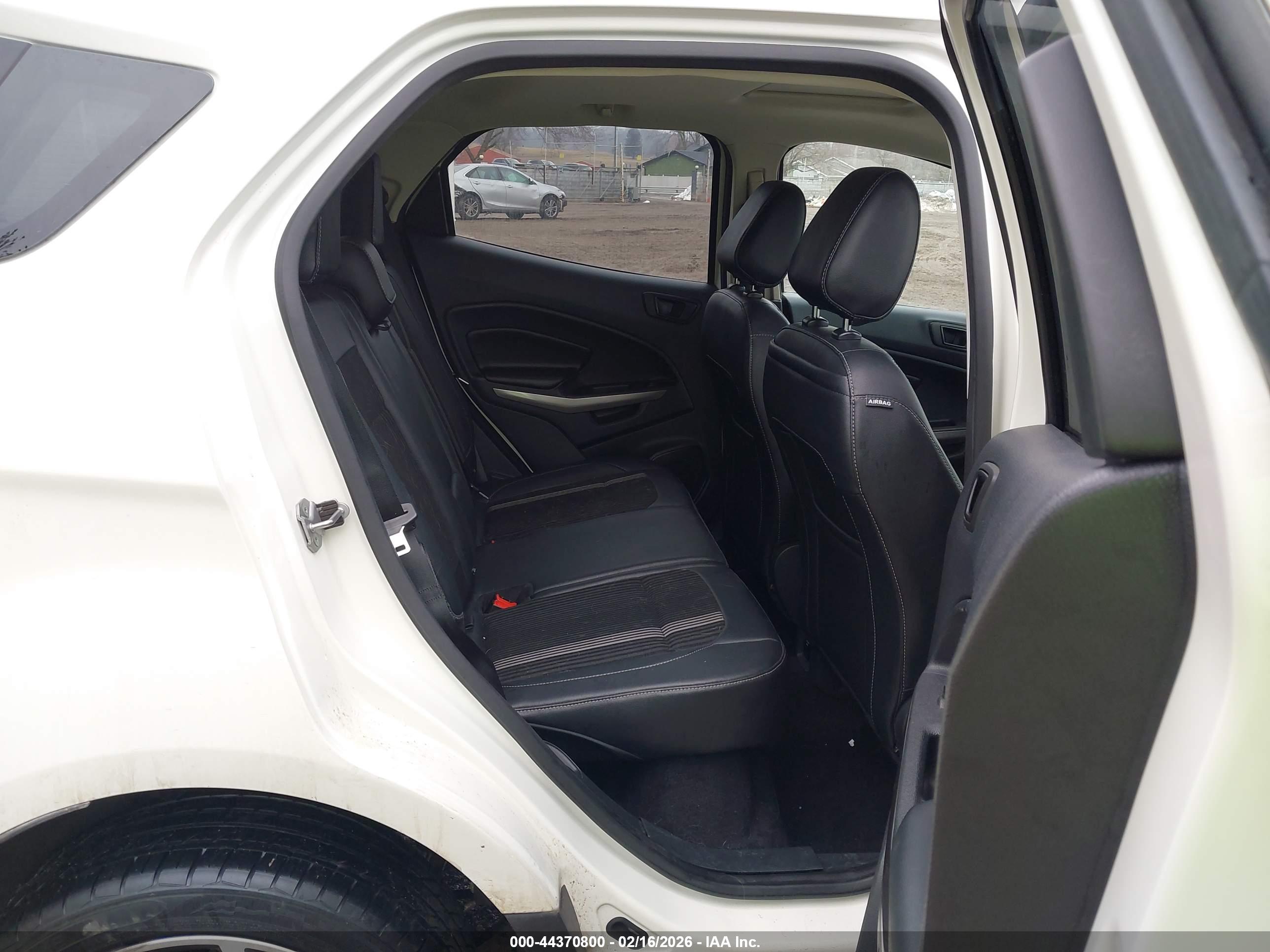 FORD ECOSPORT image 8