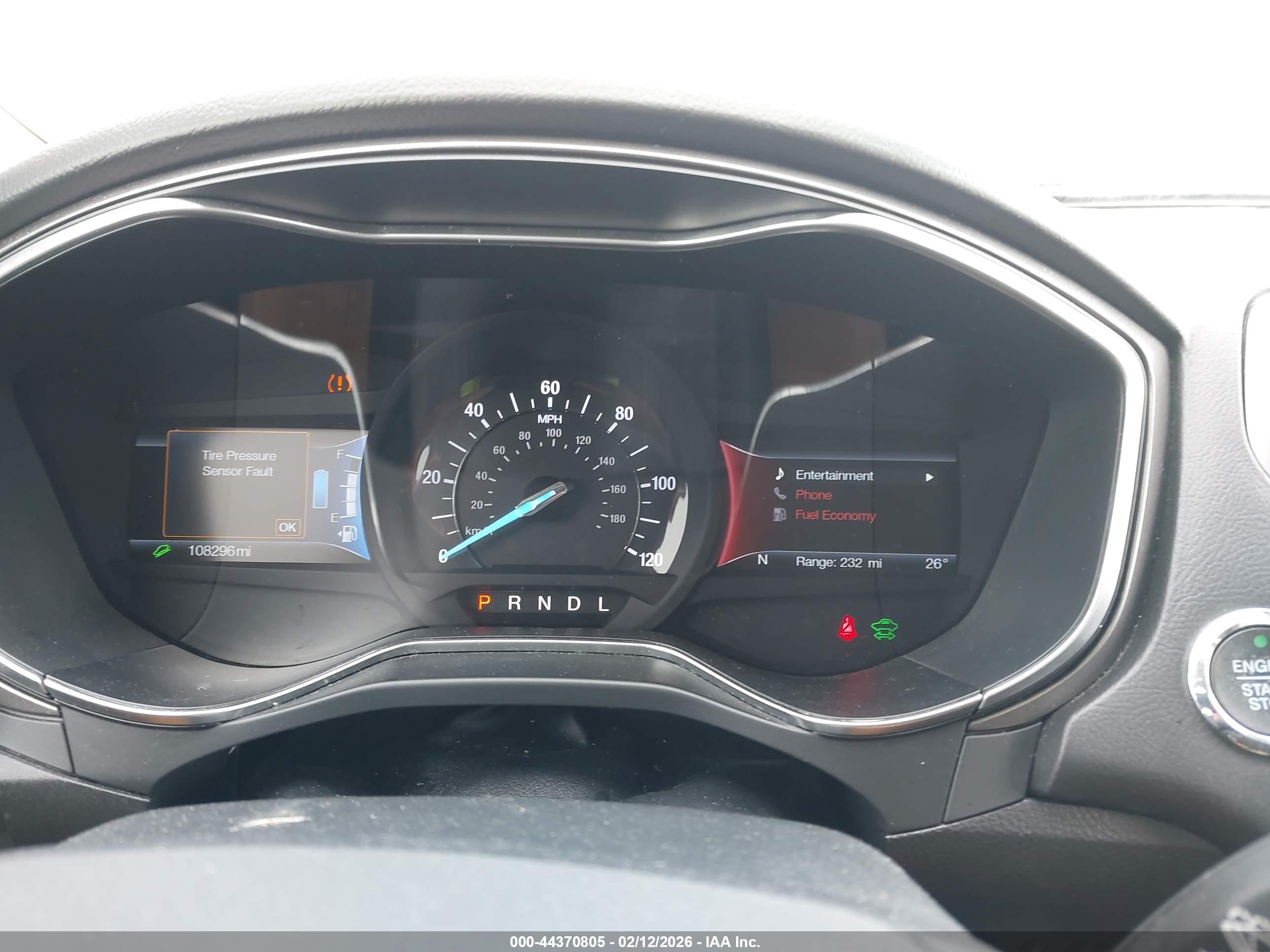 FORD FUSION image 7