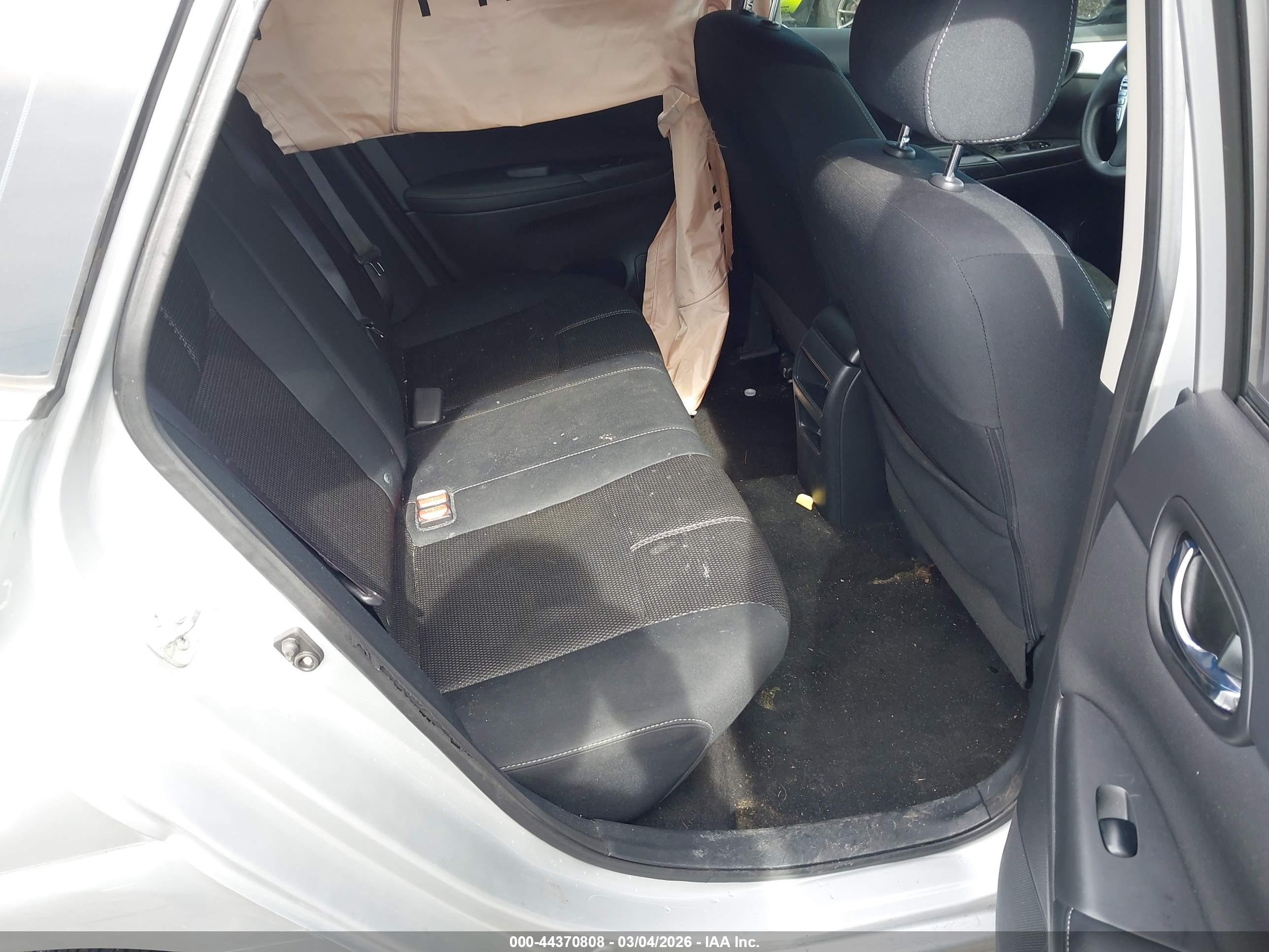 NISSAN SENTRA image 8
