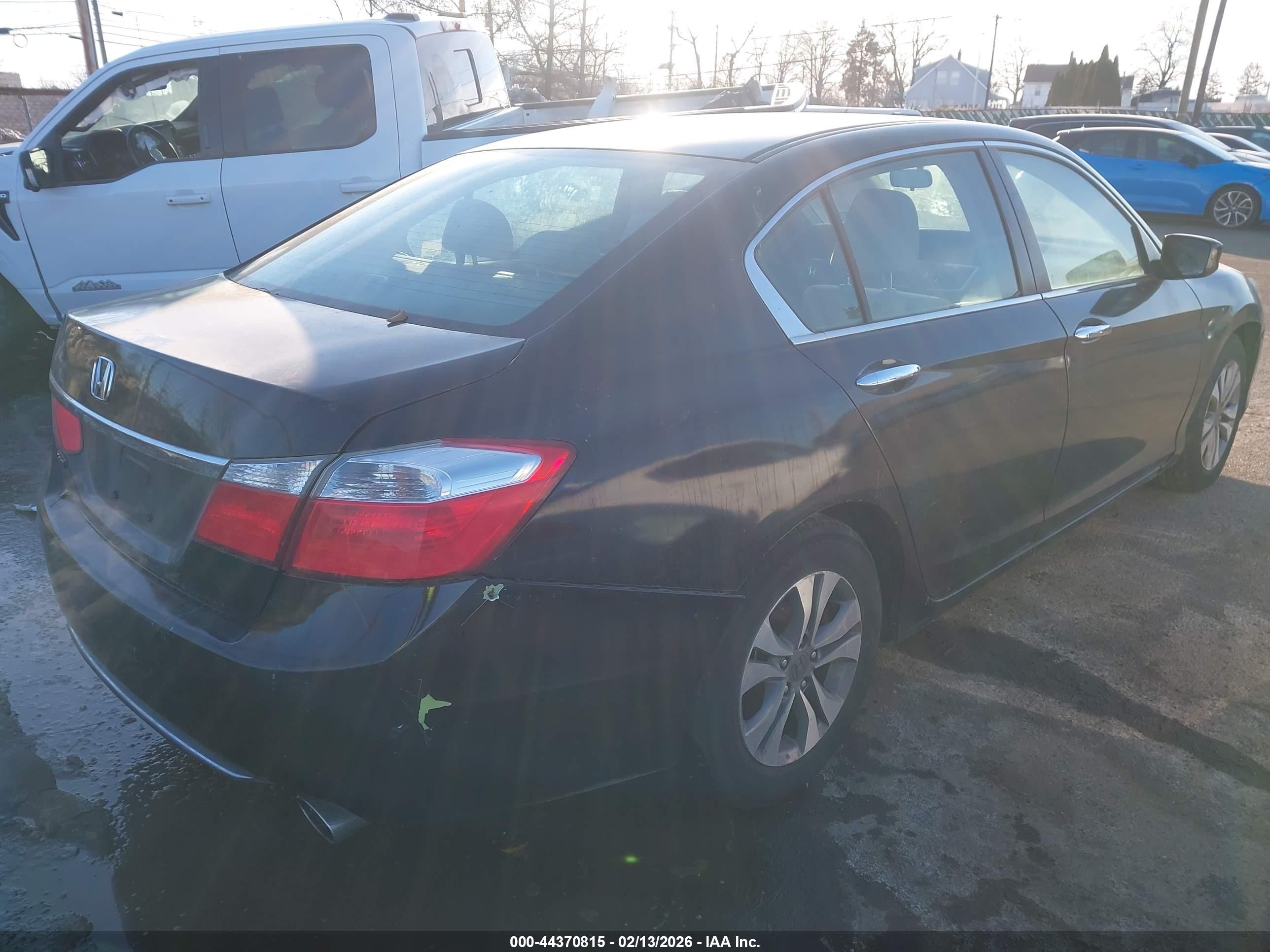 HONDA ACCORD image 4