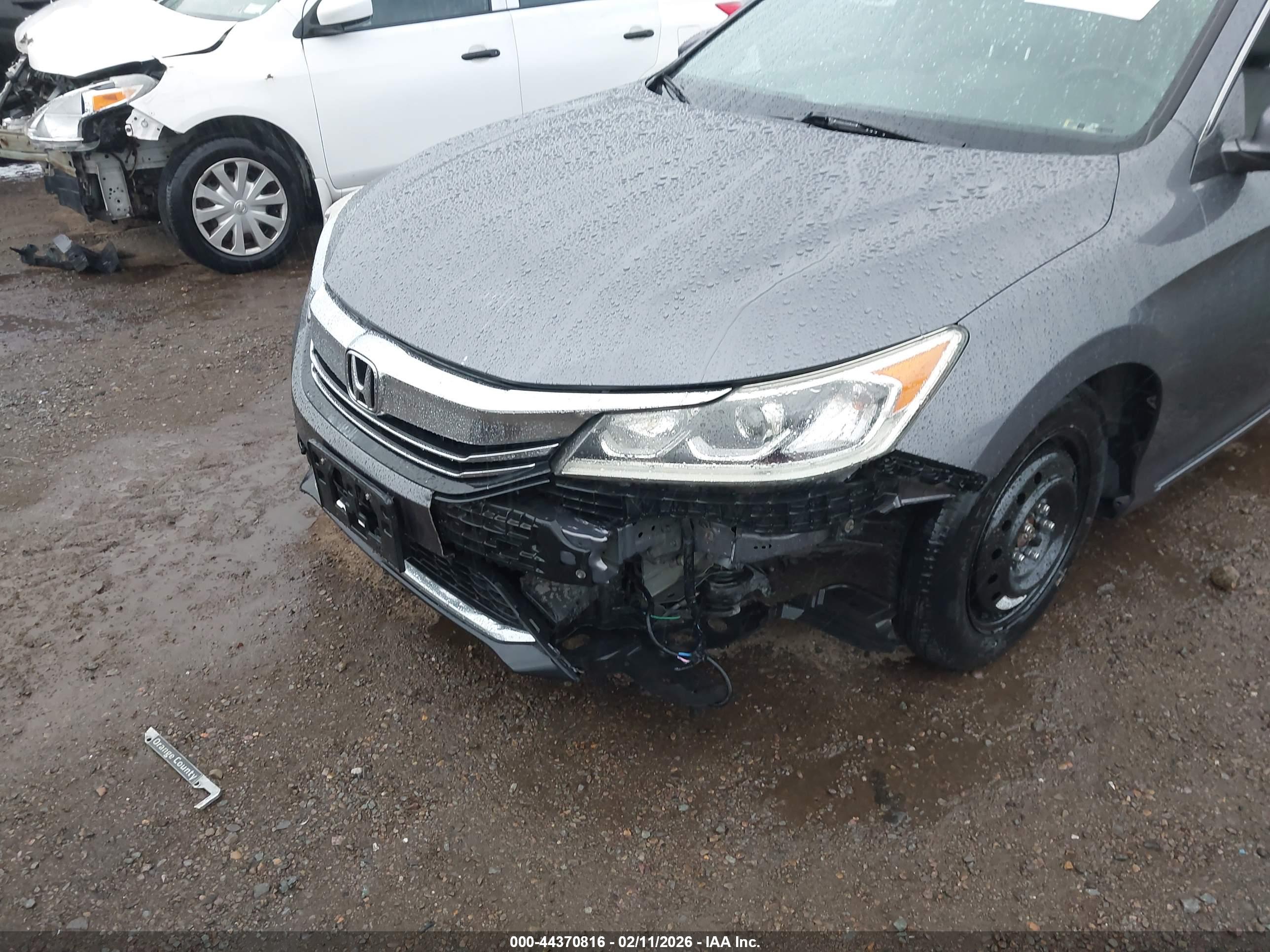 HONDA ACCORD image 6
