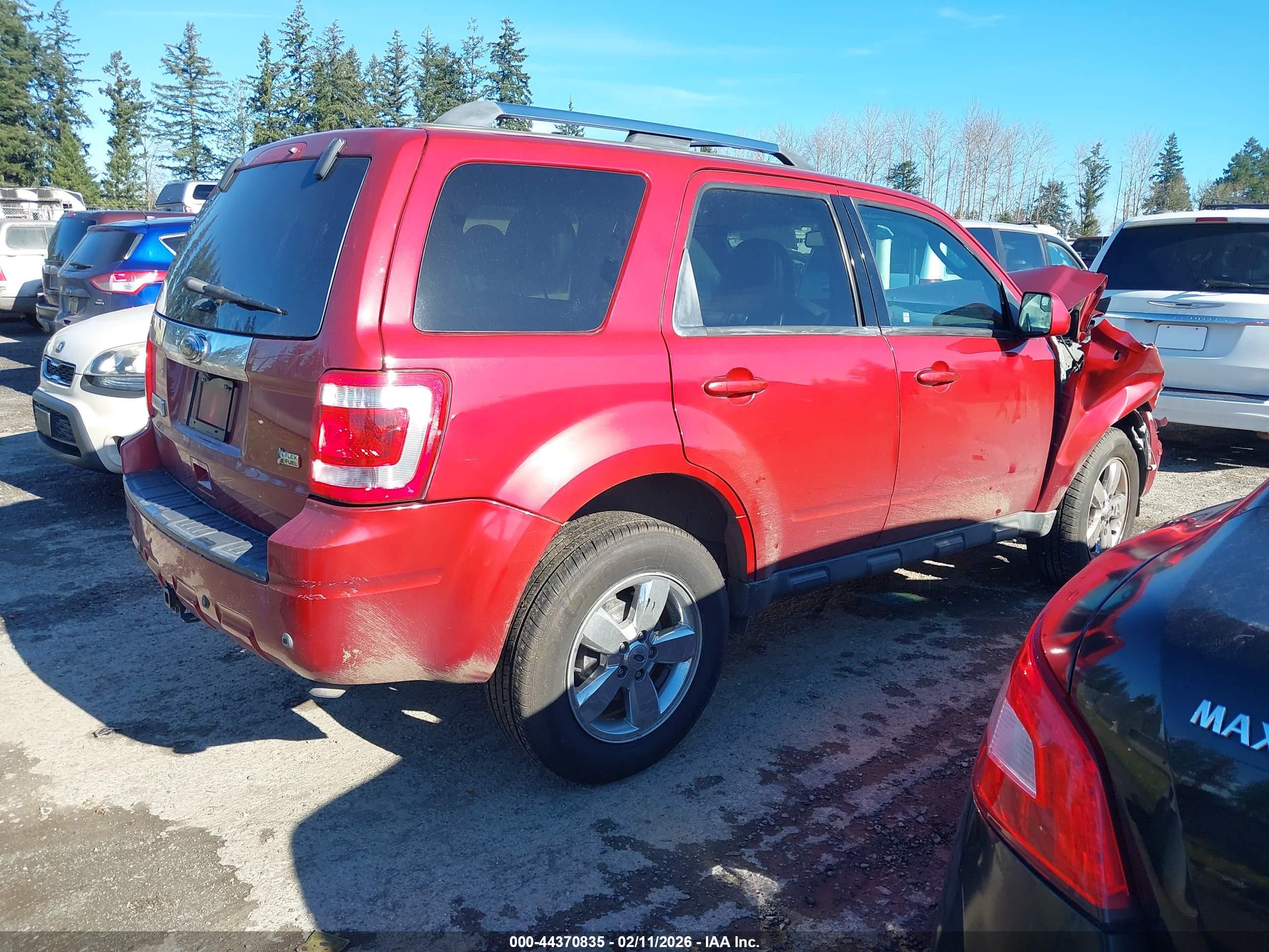 FORD ESCAPE image 4