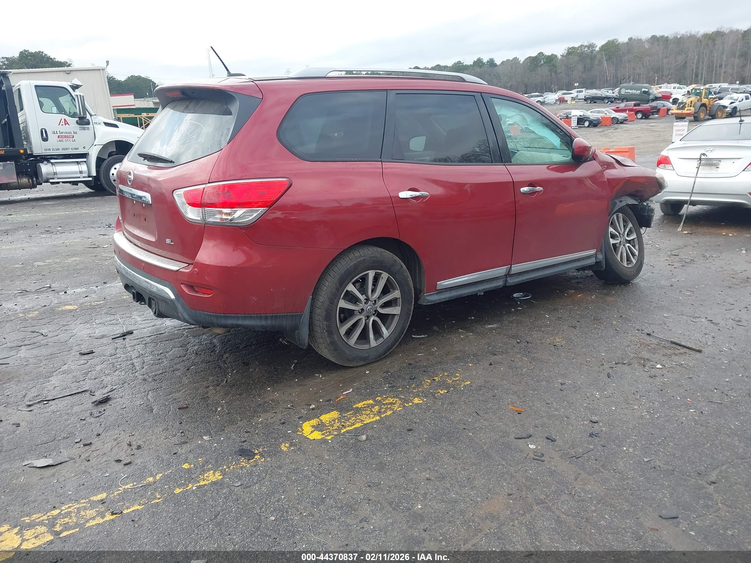NISSAN PATHFINDER image 4