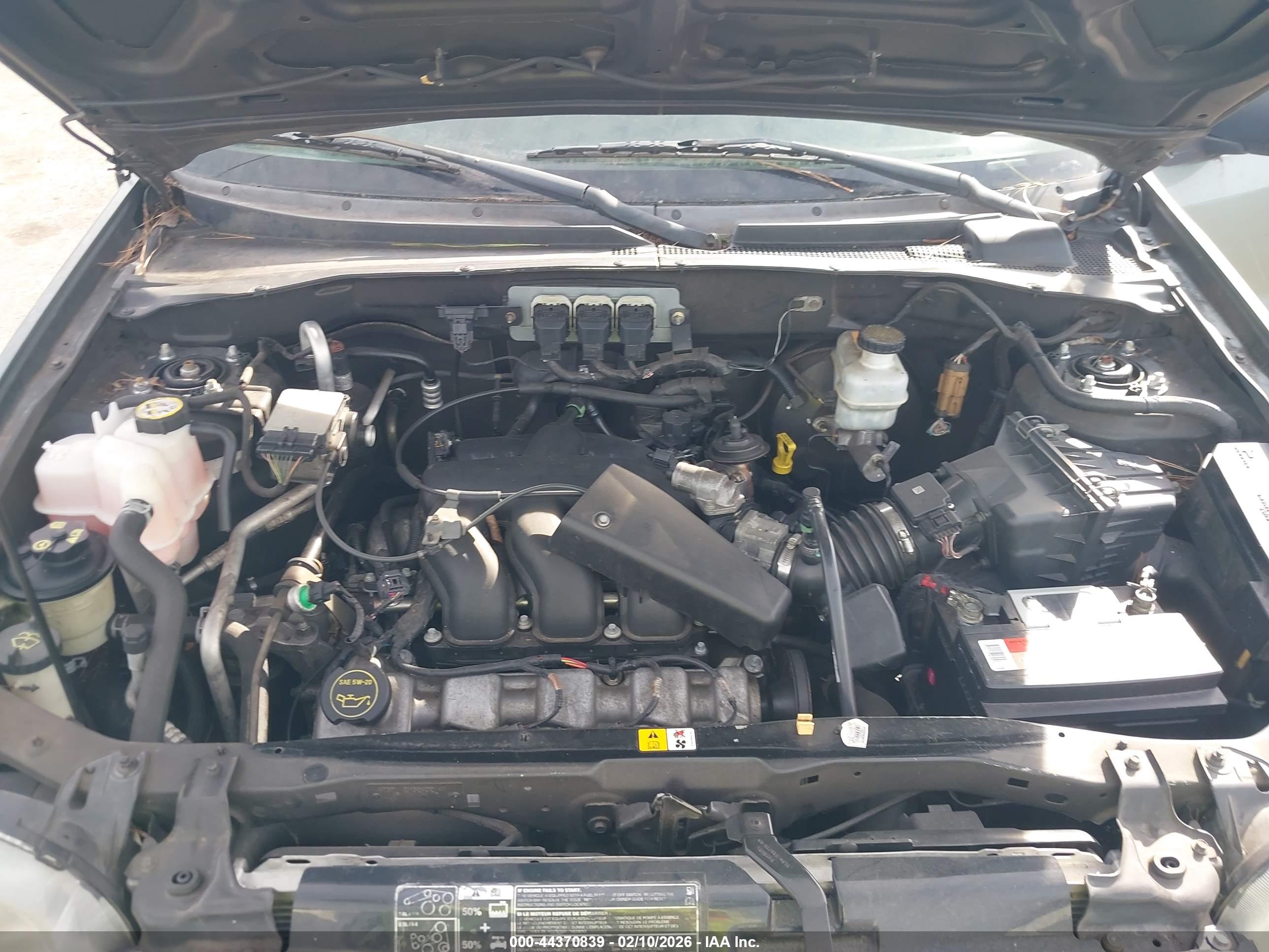 FORD ESCAPE image 10