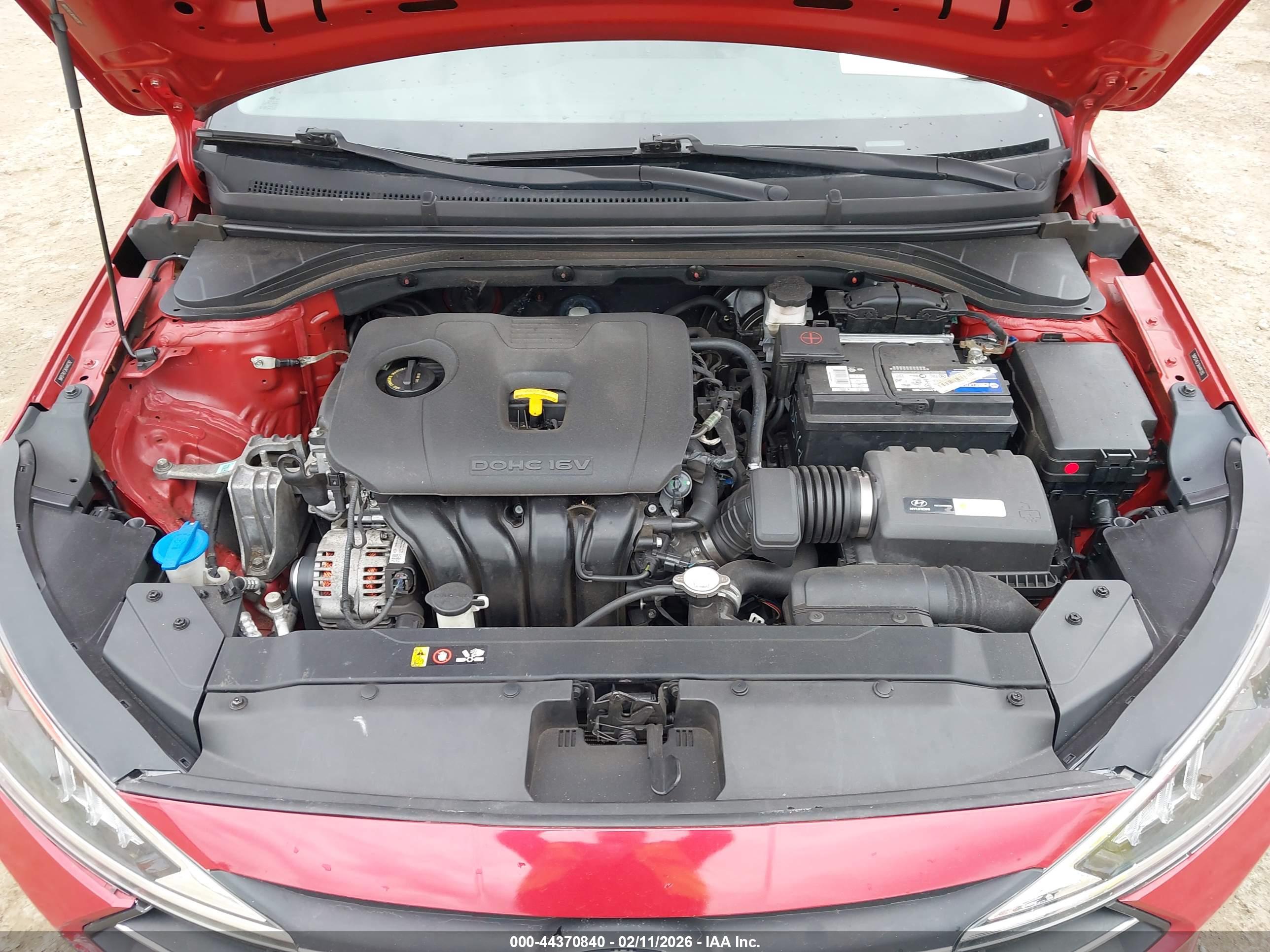 HYUNDAI ELANTRA image 10