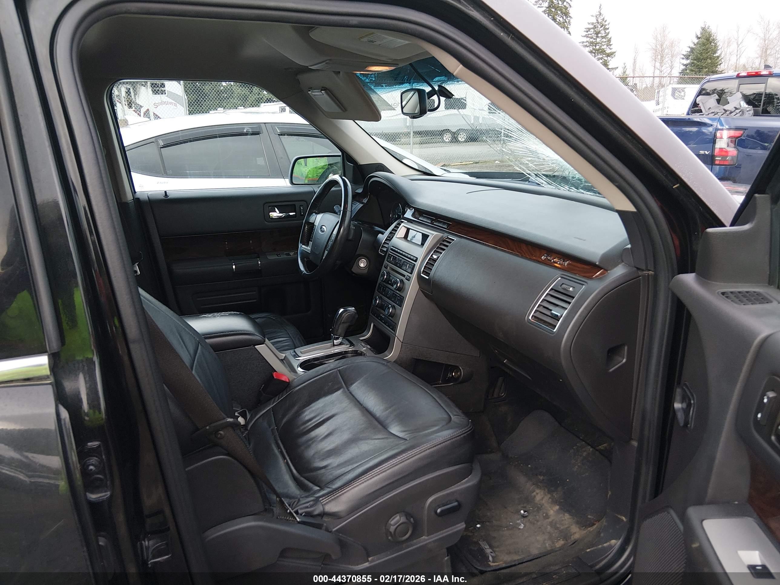 FORD FLEX image 5