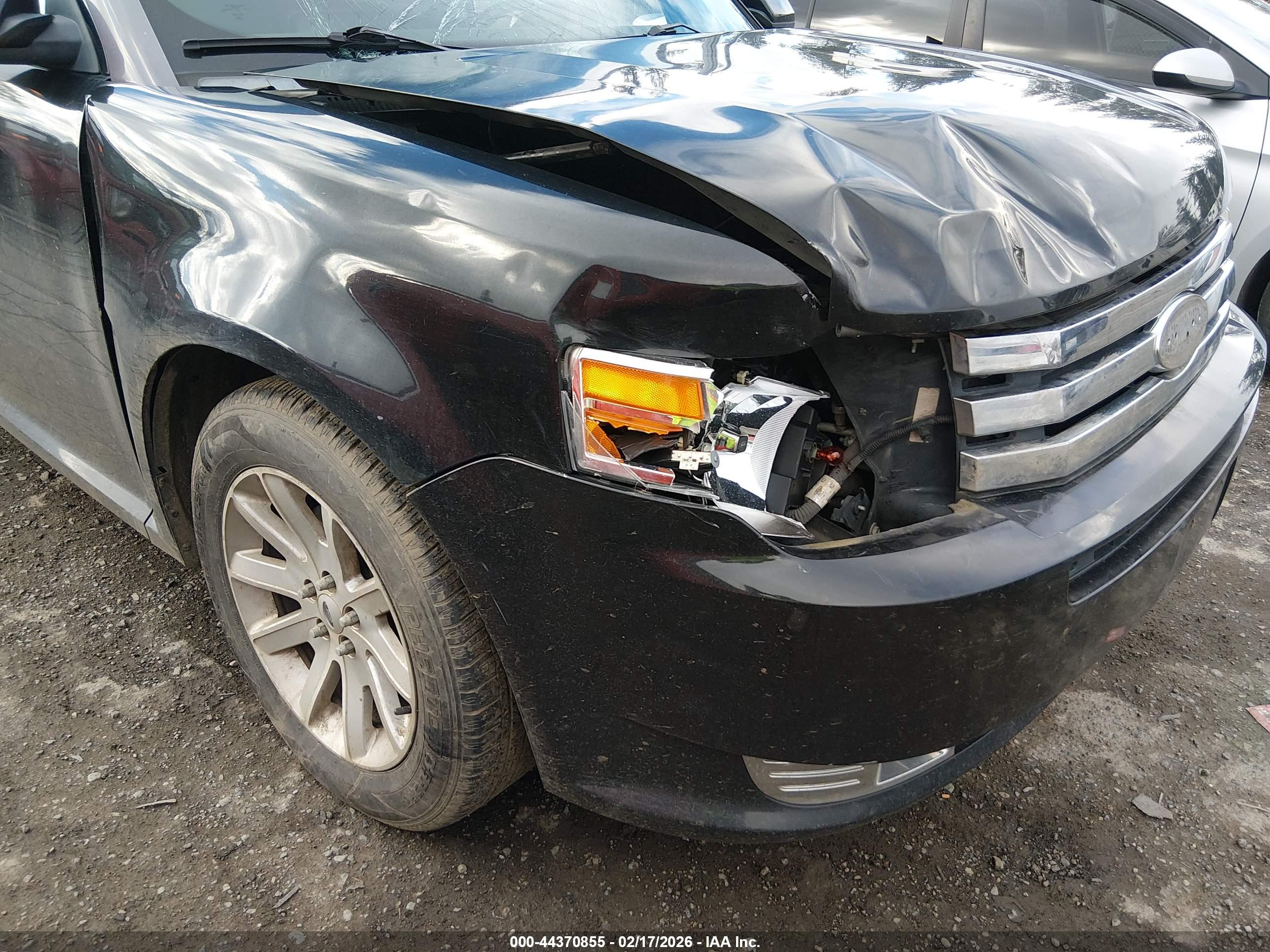 FORD FLEX image 6
