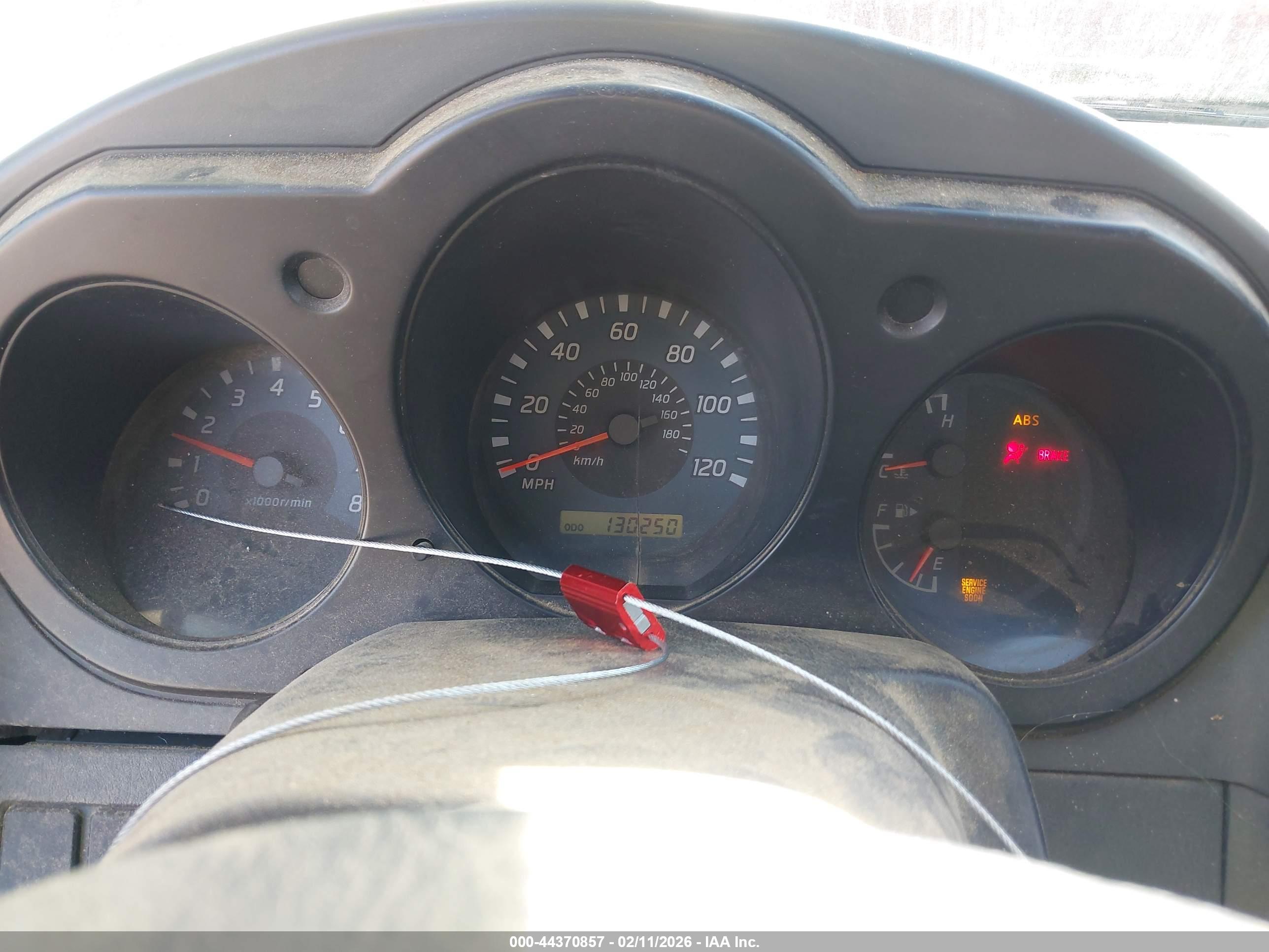 NISSAN FRONTIER image 7