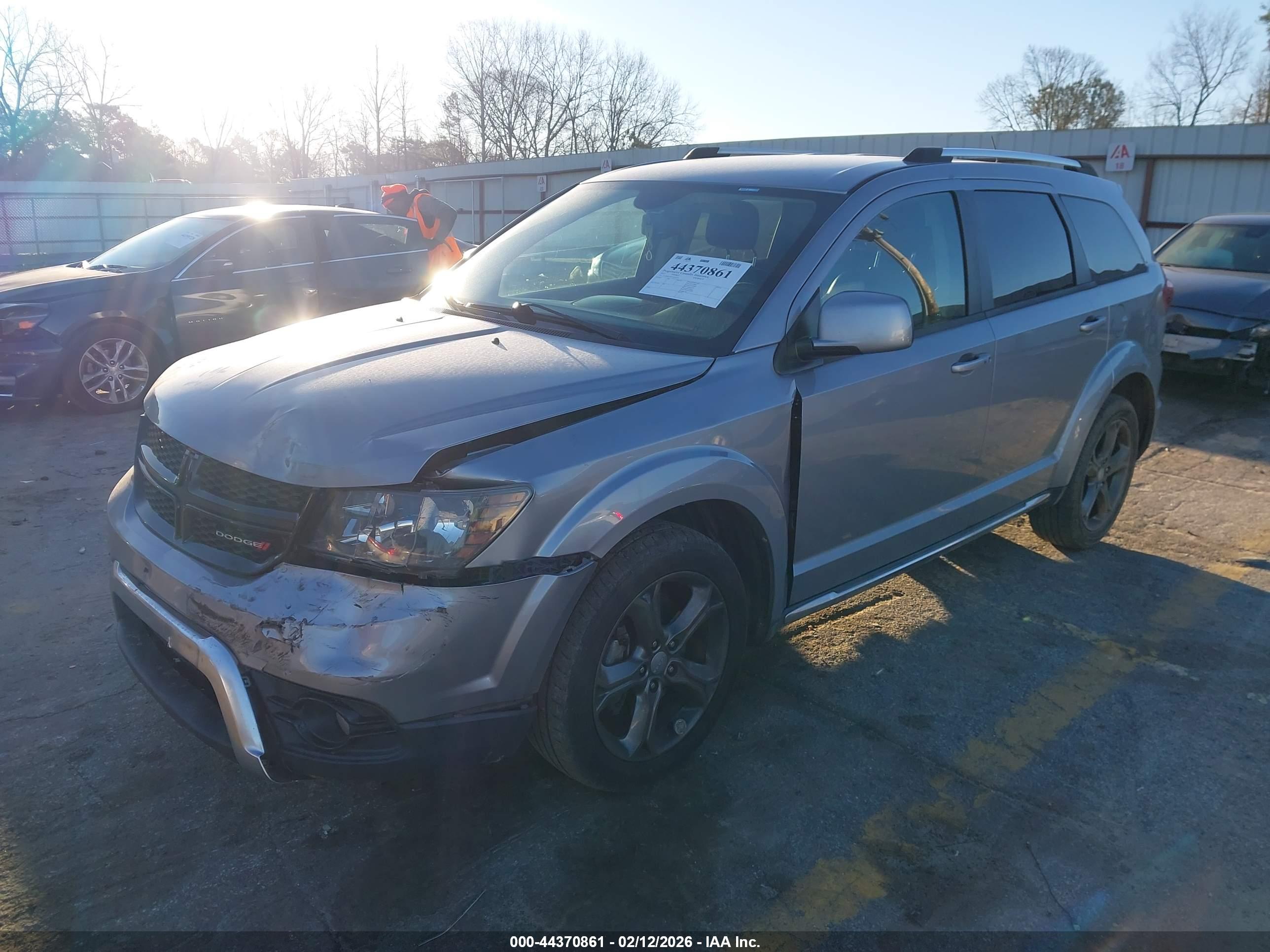 DODGE JOURNEY image 2