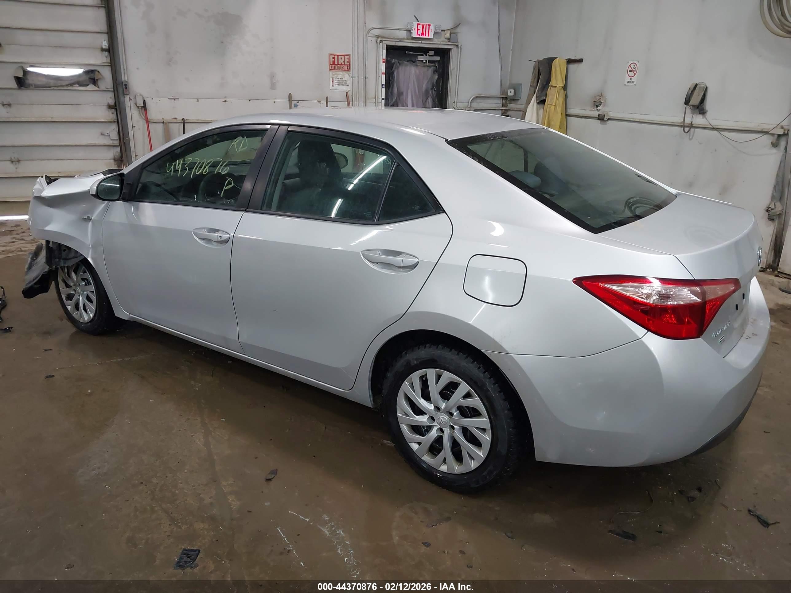 TOYOTA COROLLA image 3