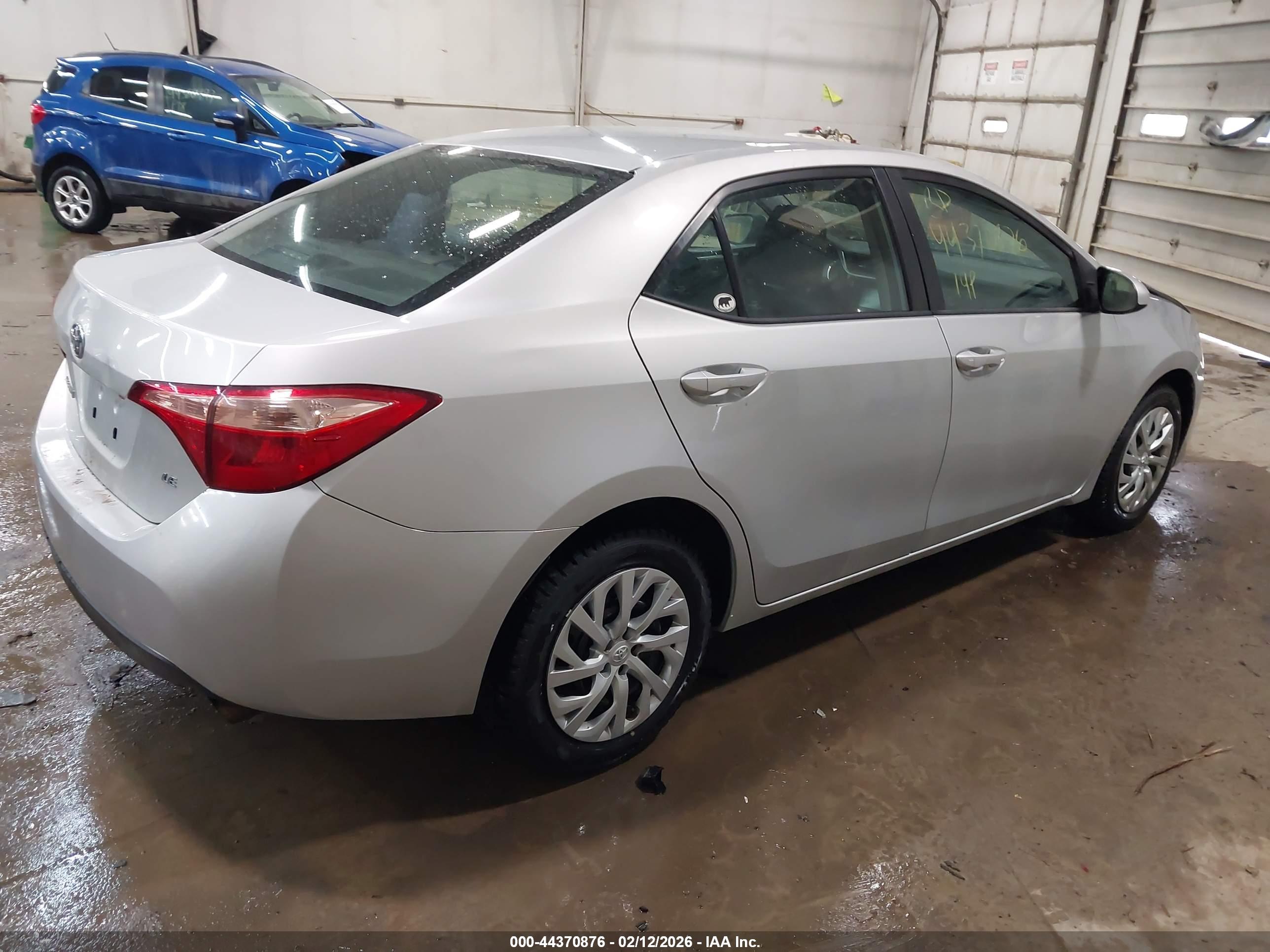 TOYOTA COROLLA image 4