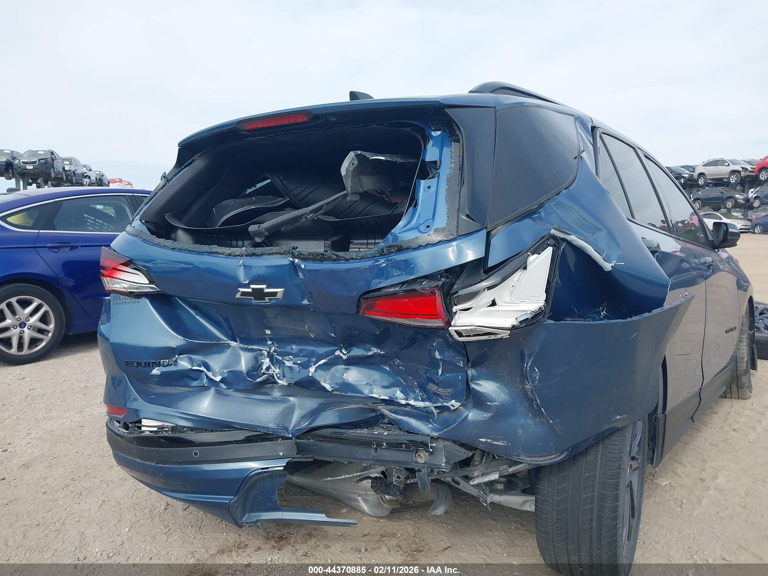 CHEVROLET EQUINOX image 6