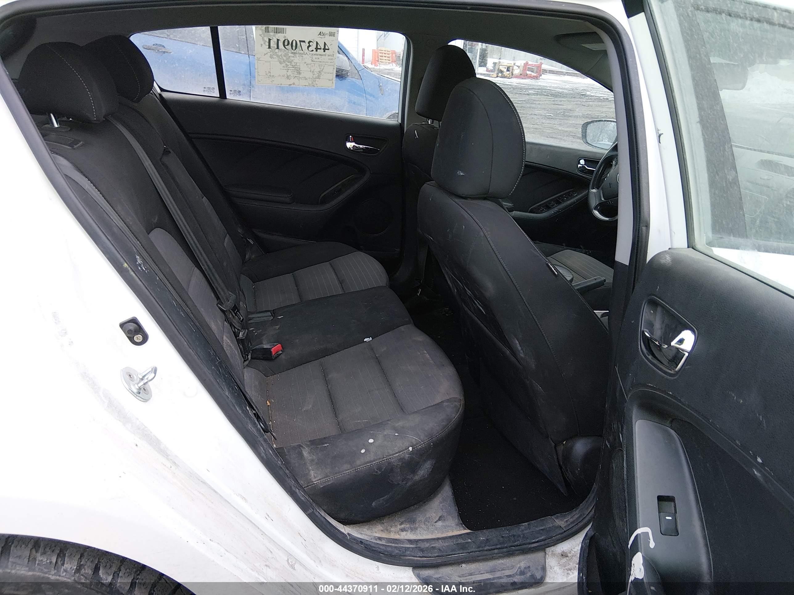 KIA FORTE image 8