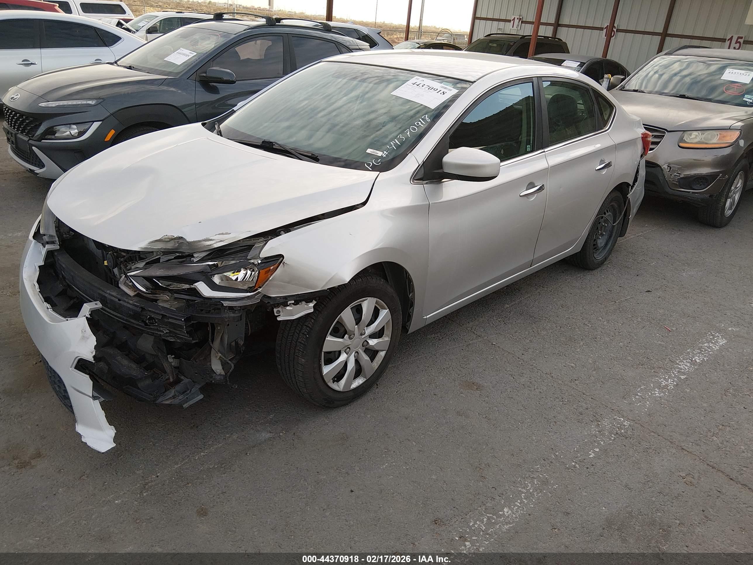NISSAN SENTRA image 2