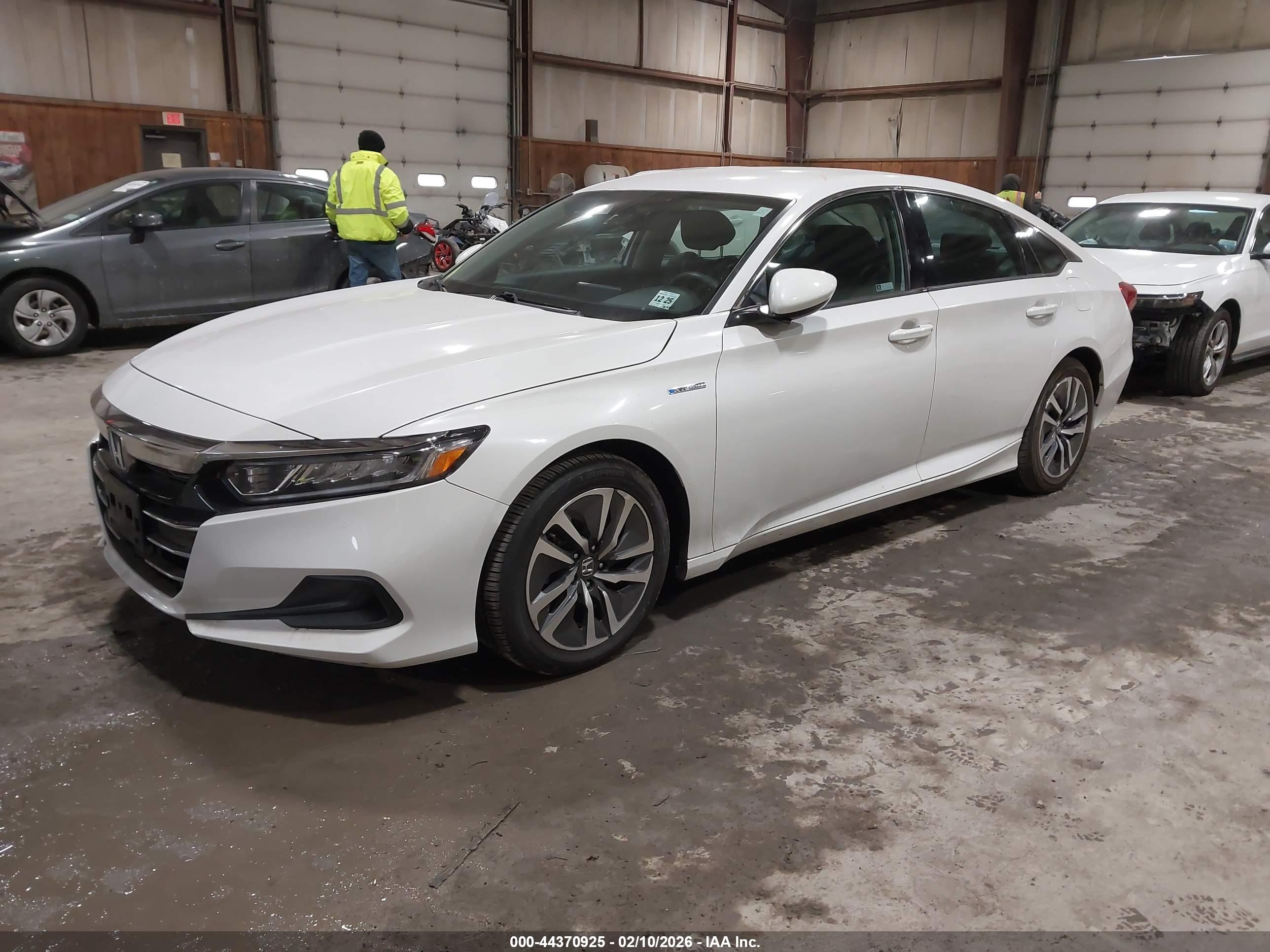 HONDA ACCORD image 2