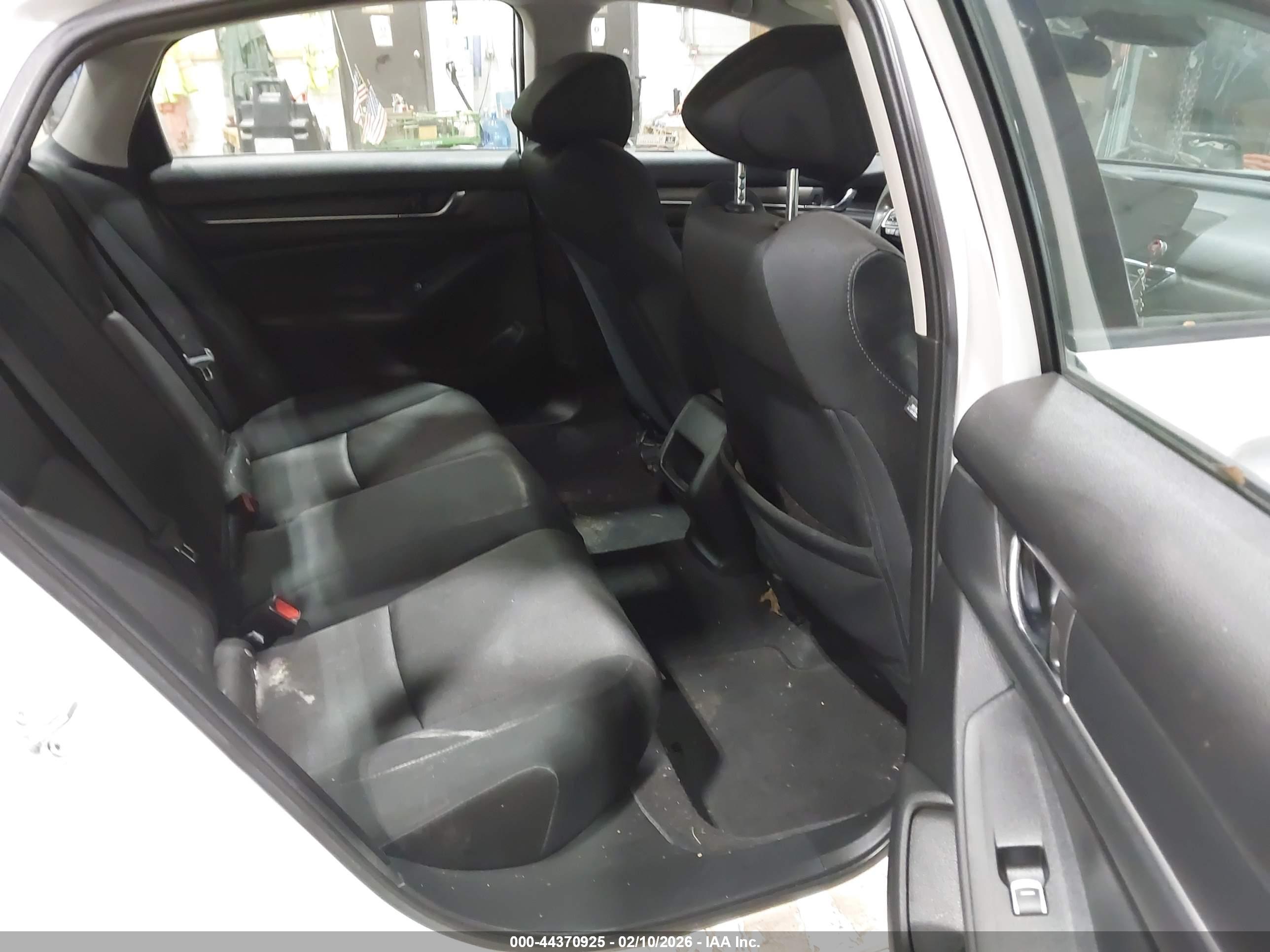 HONDA ACCORD image 8