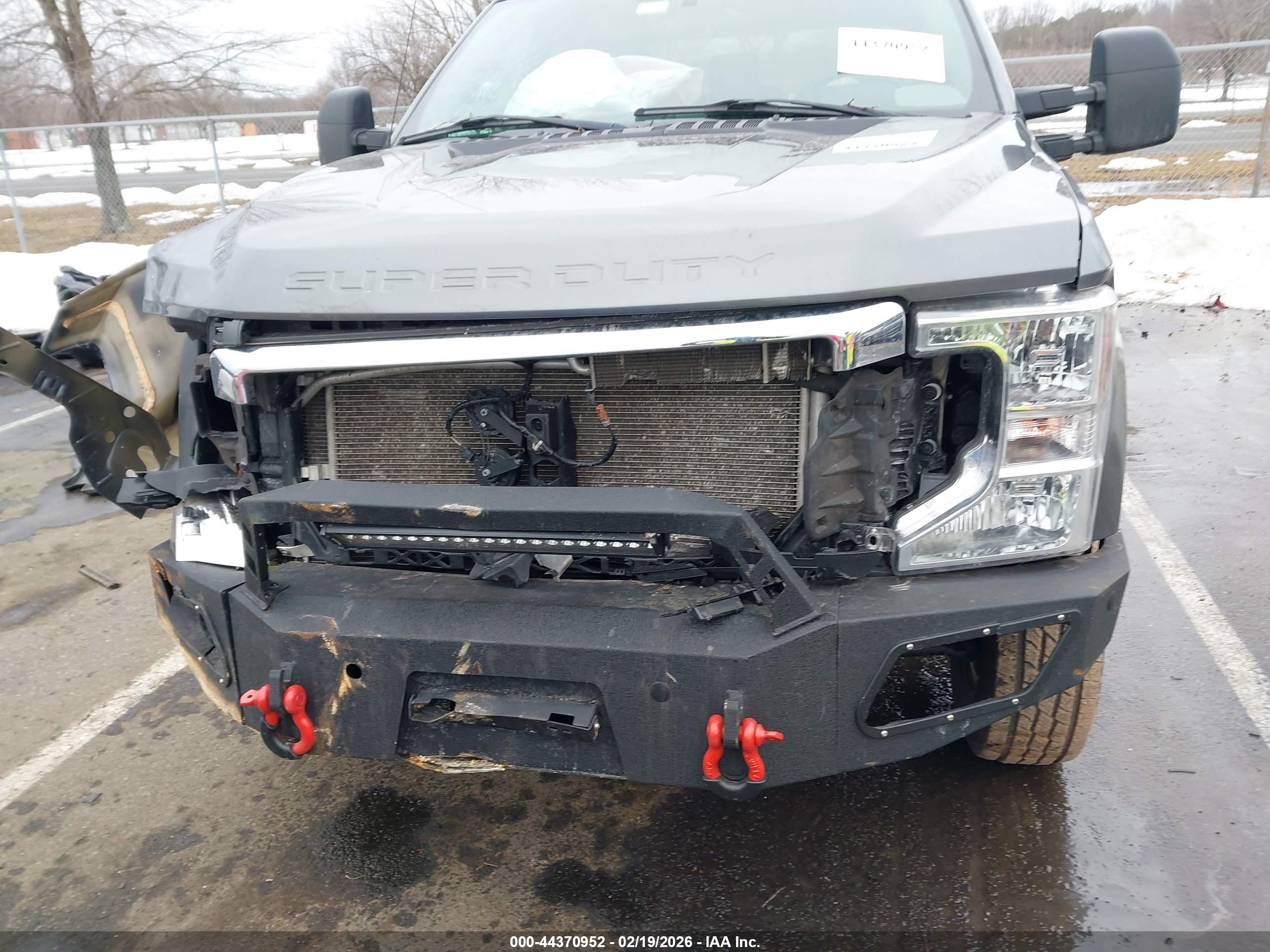 FORD F-350 image 6