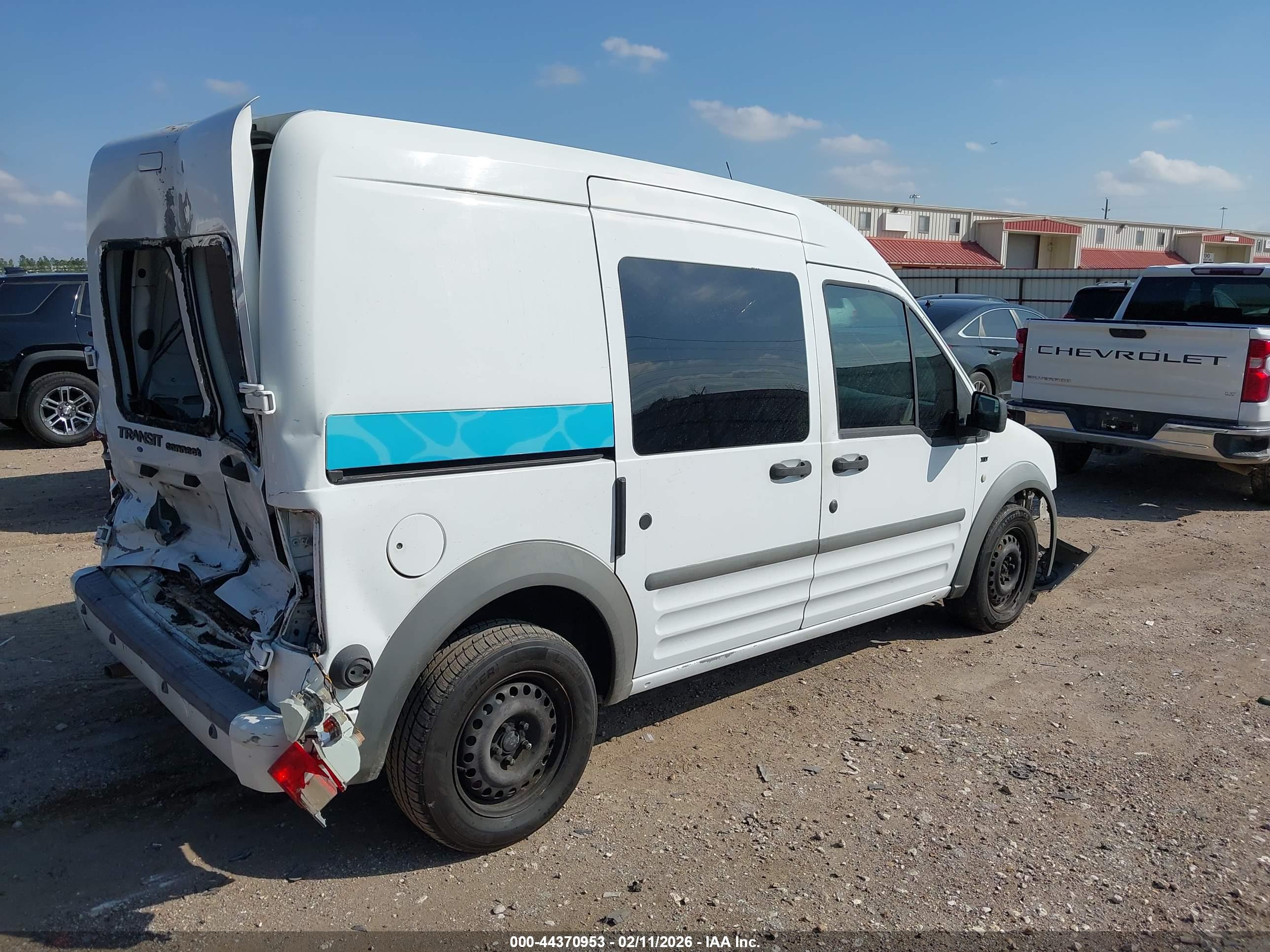 FORD TRANSIT image 4