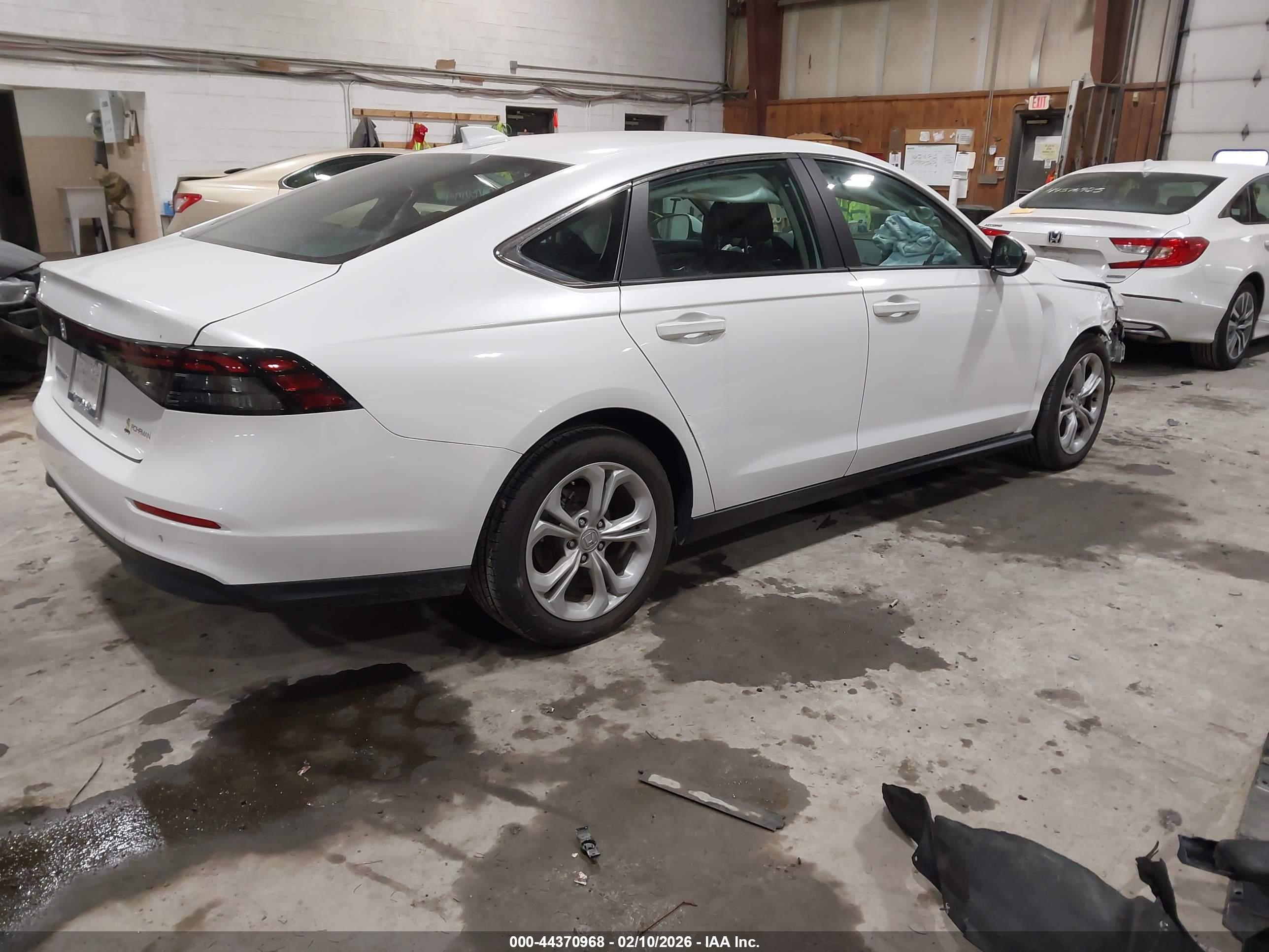 HONDA ACCORD image 4