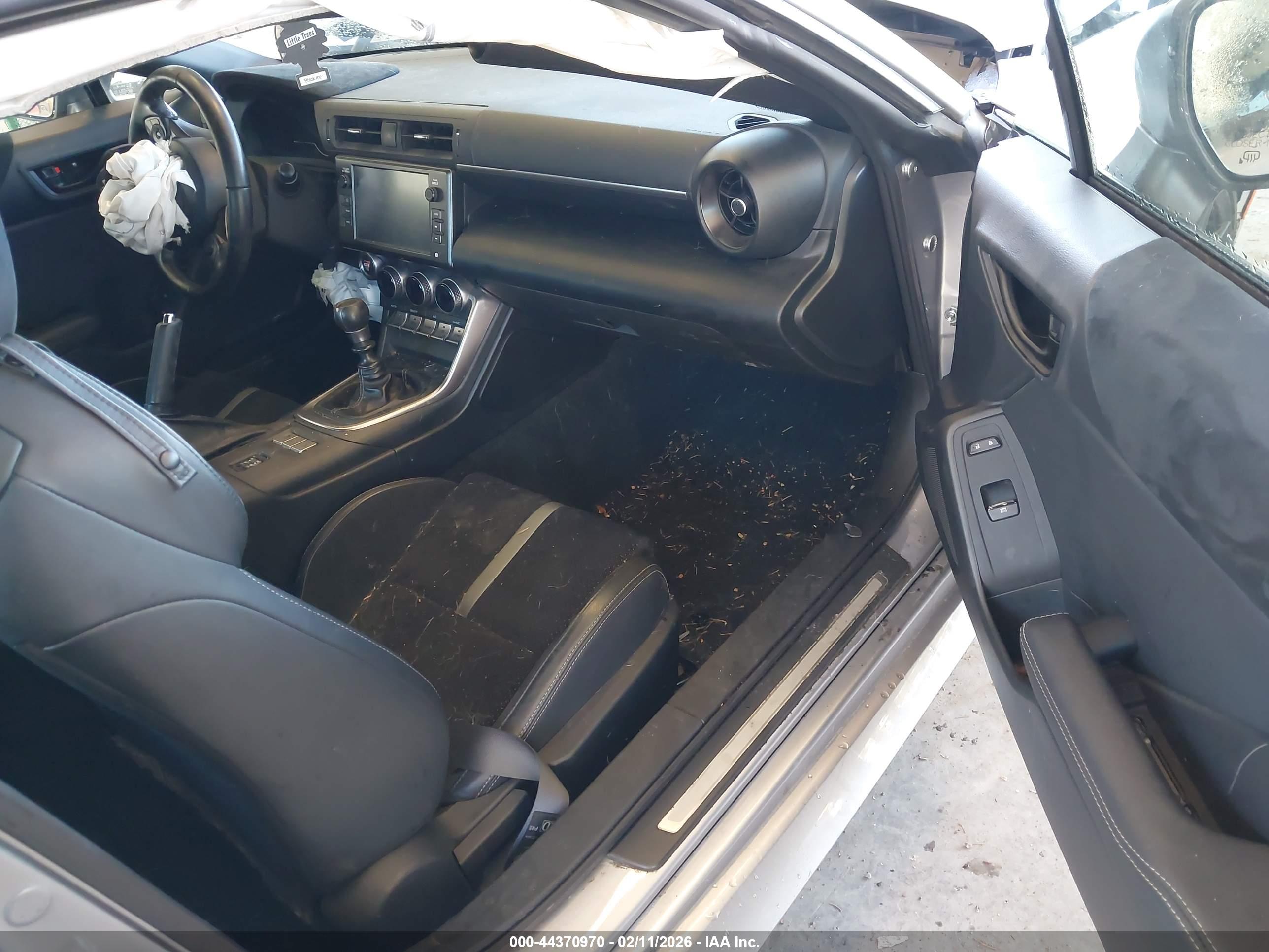 TOYOTA GR86 image 5