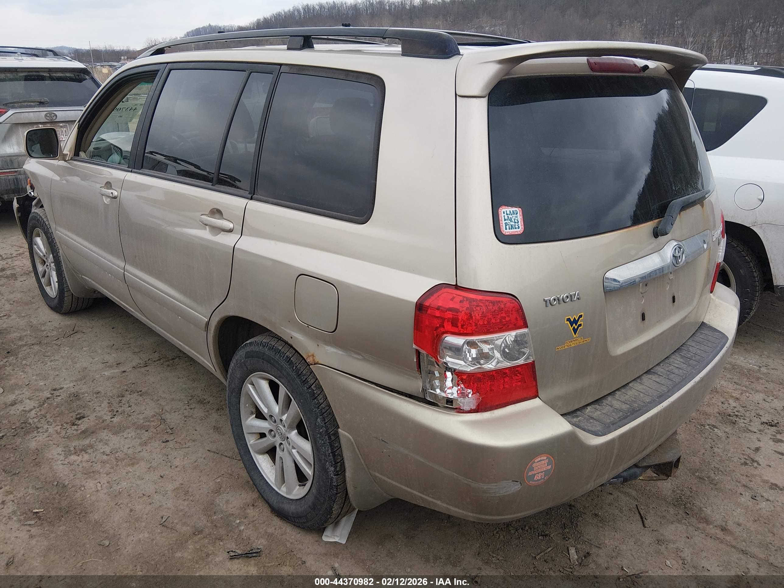 TOYOTA HIGHLANDER image 3
