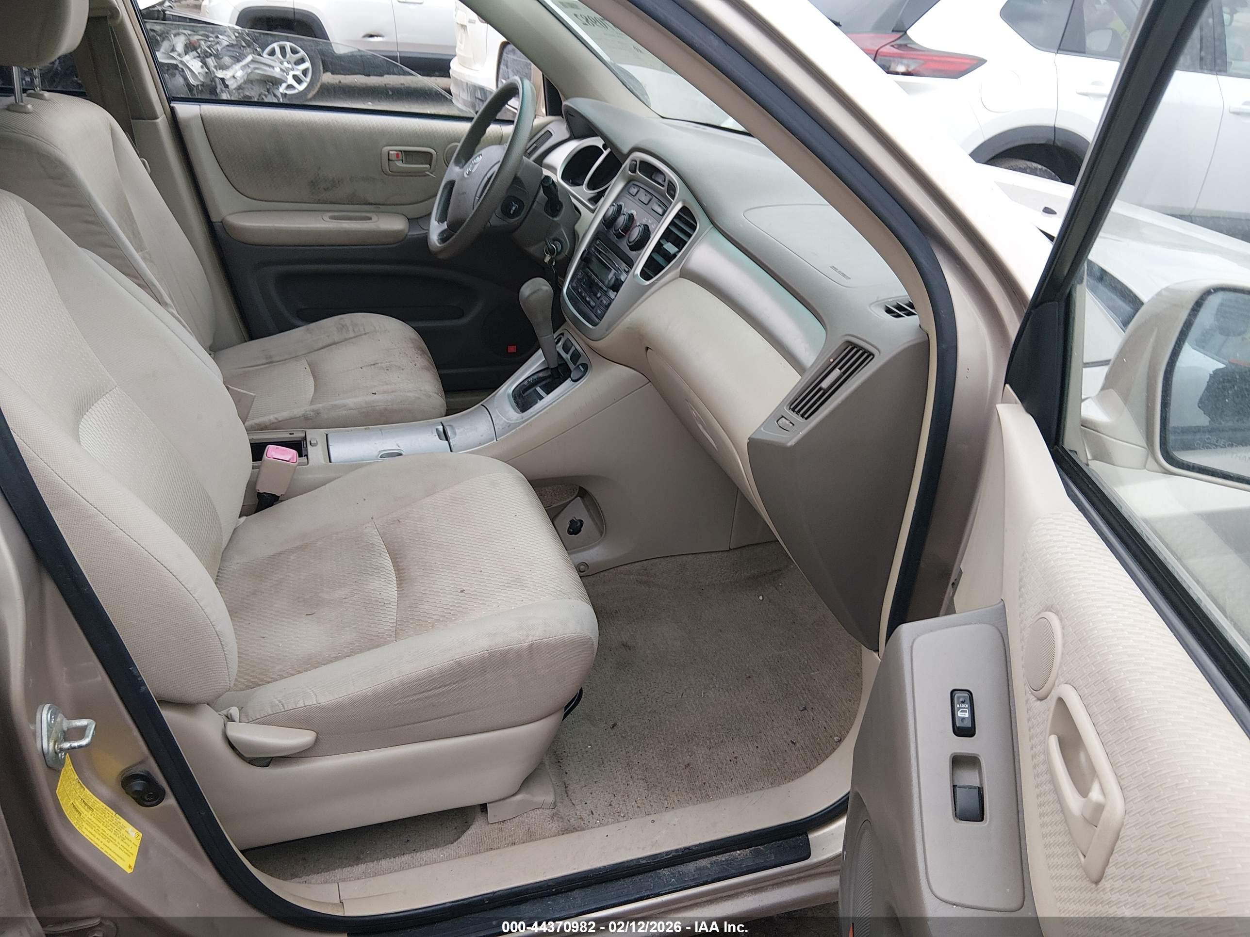TOYOTA HIGHLANDER image 5