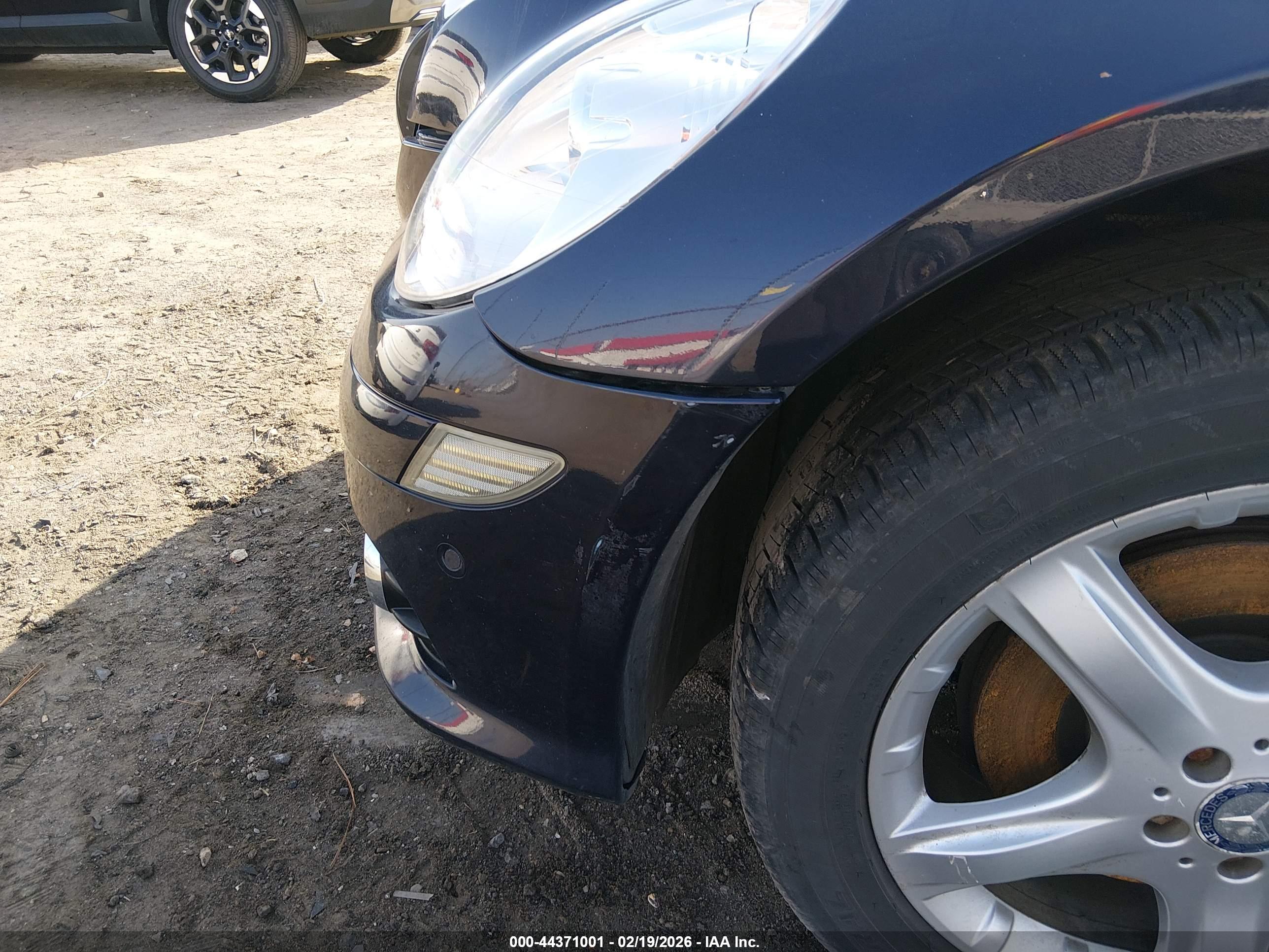 MERCEDES-BENZ R image 6