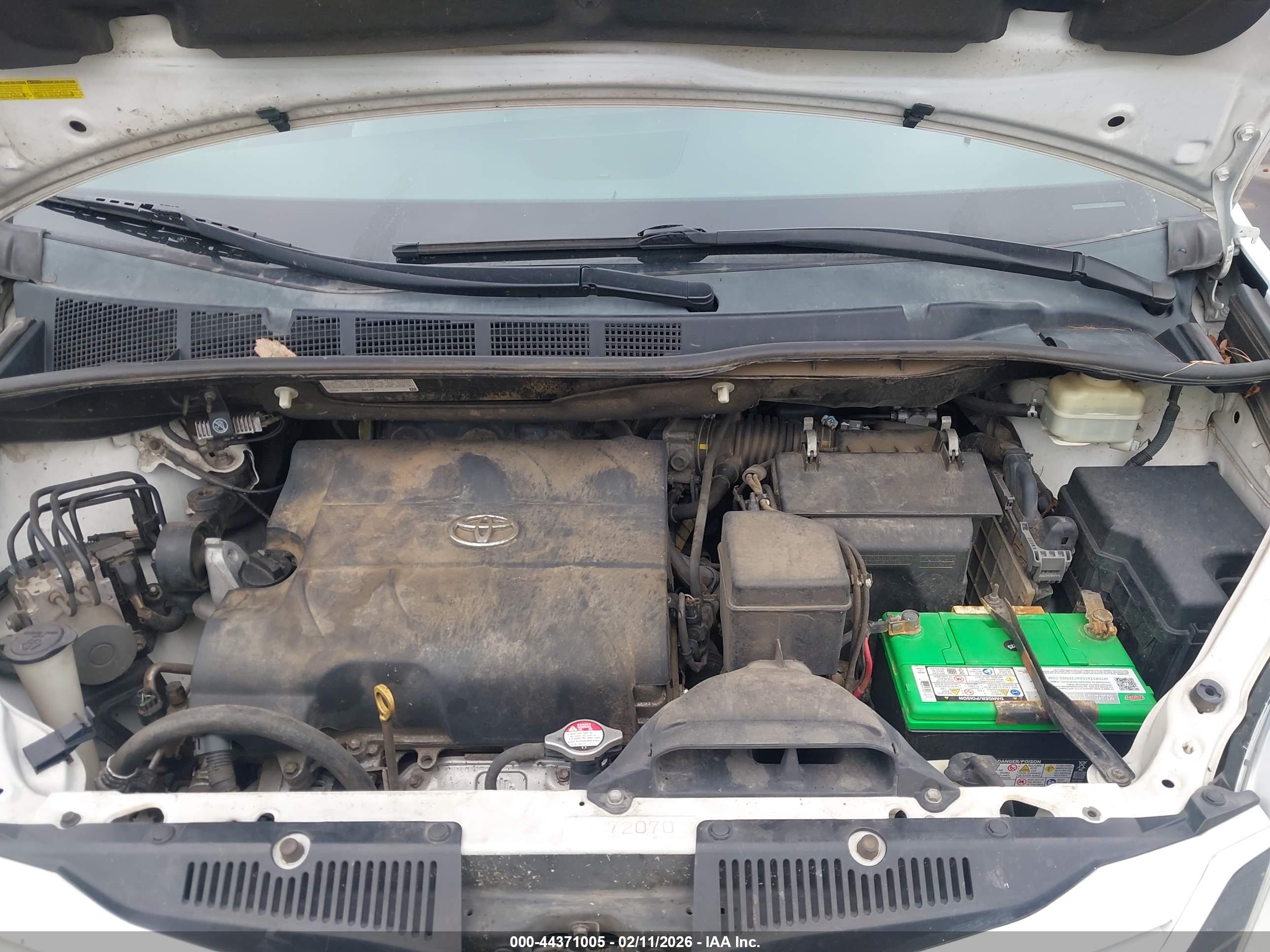 TOYOTA SIENNA image 10