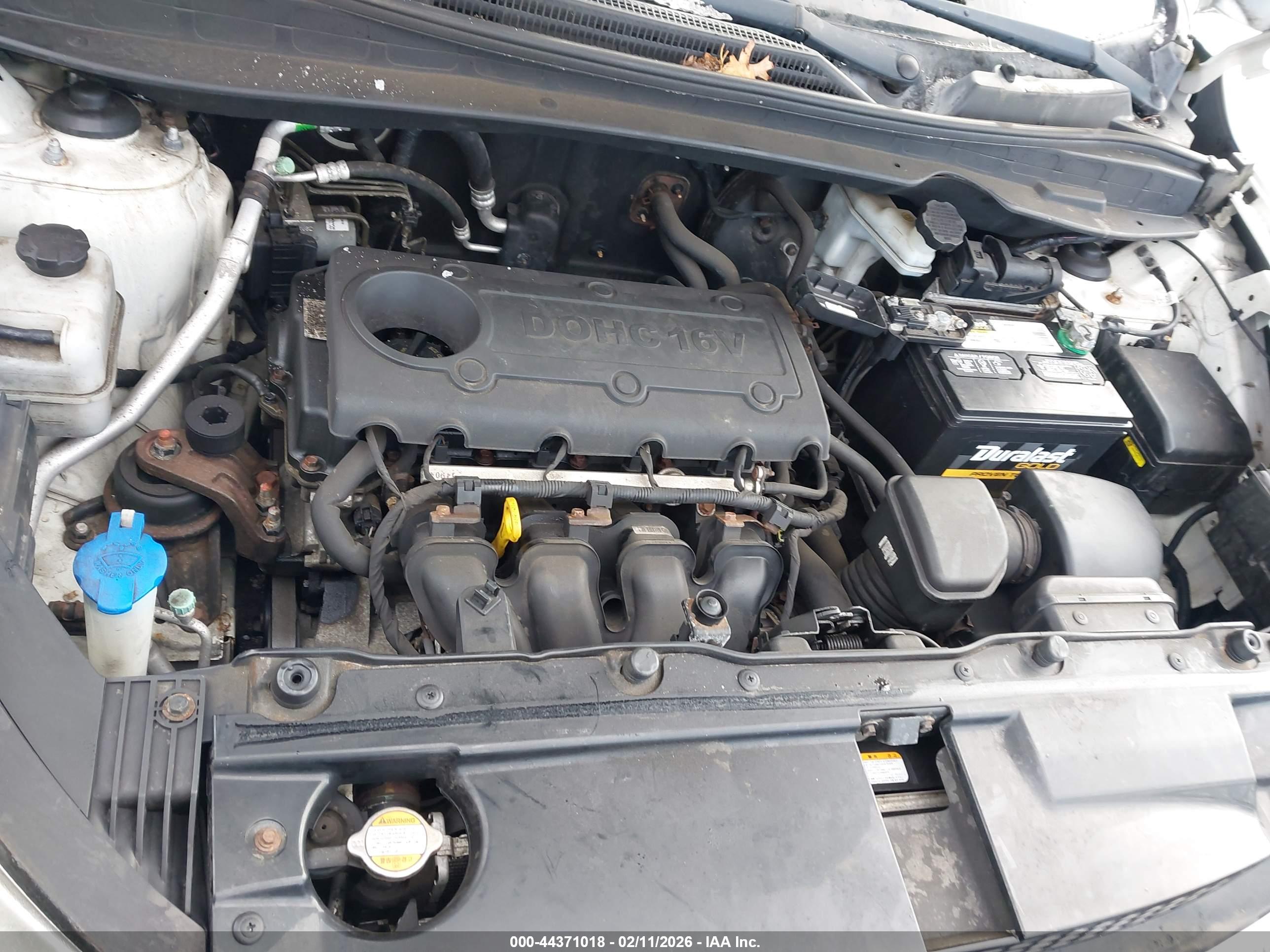 HYUNDAI TUCSON image 10