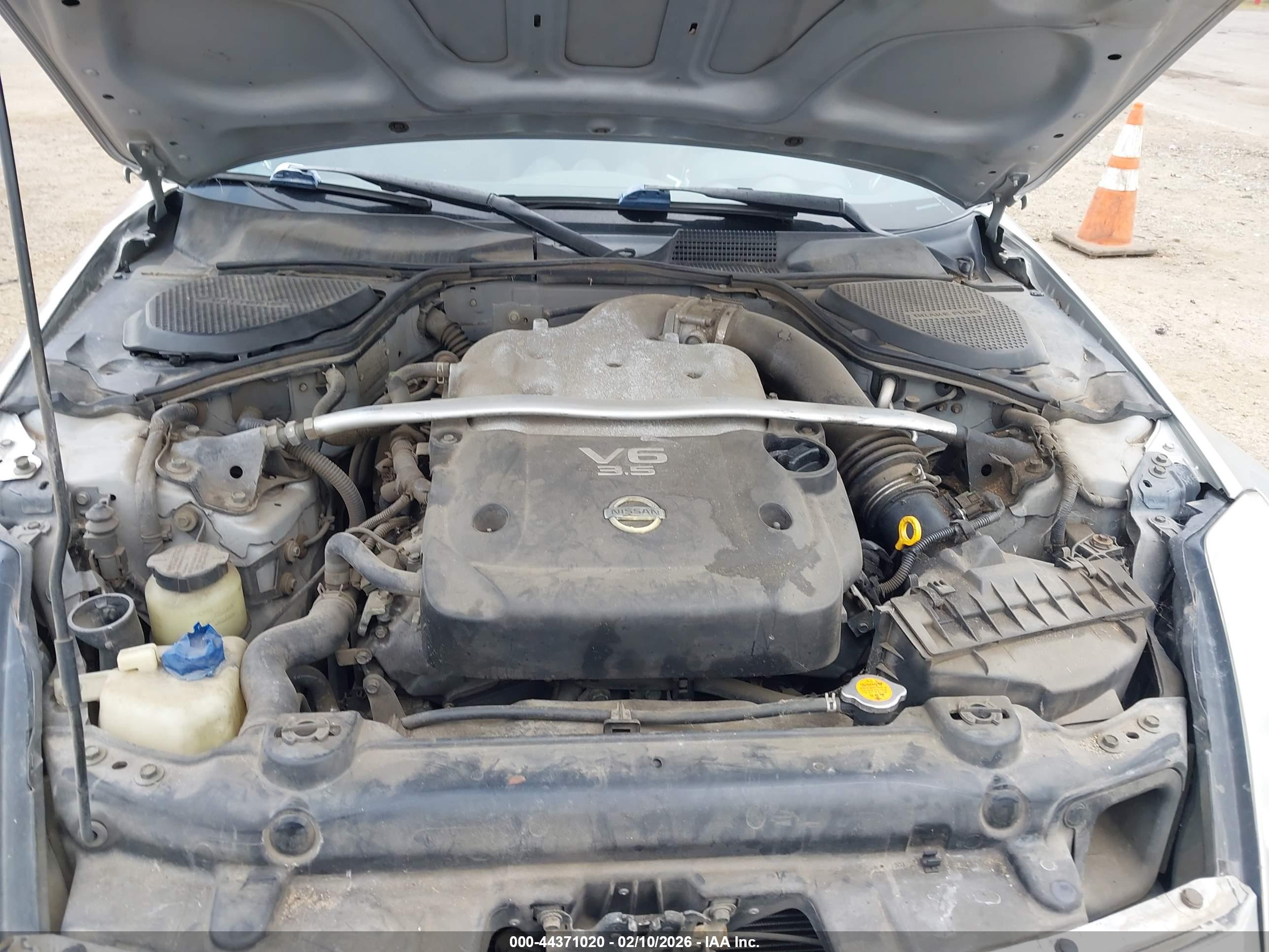NISSAN 350Z image 10