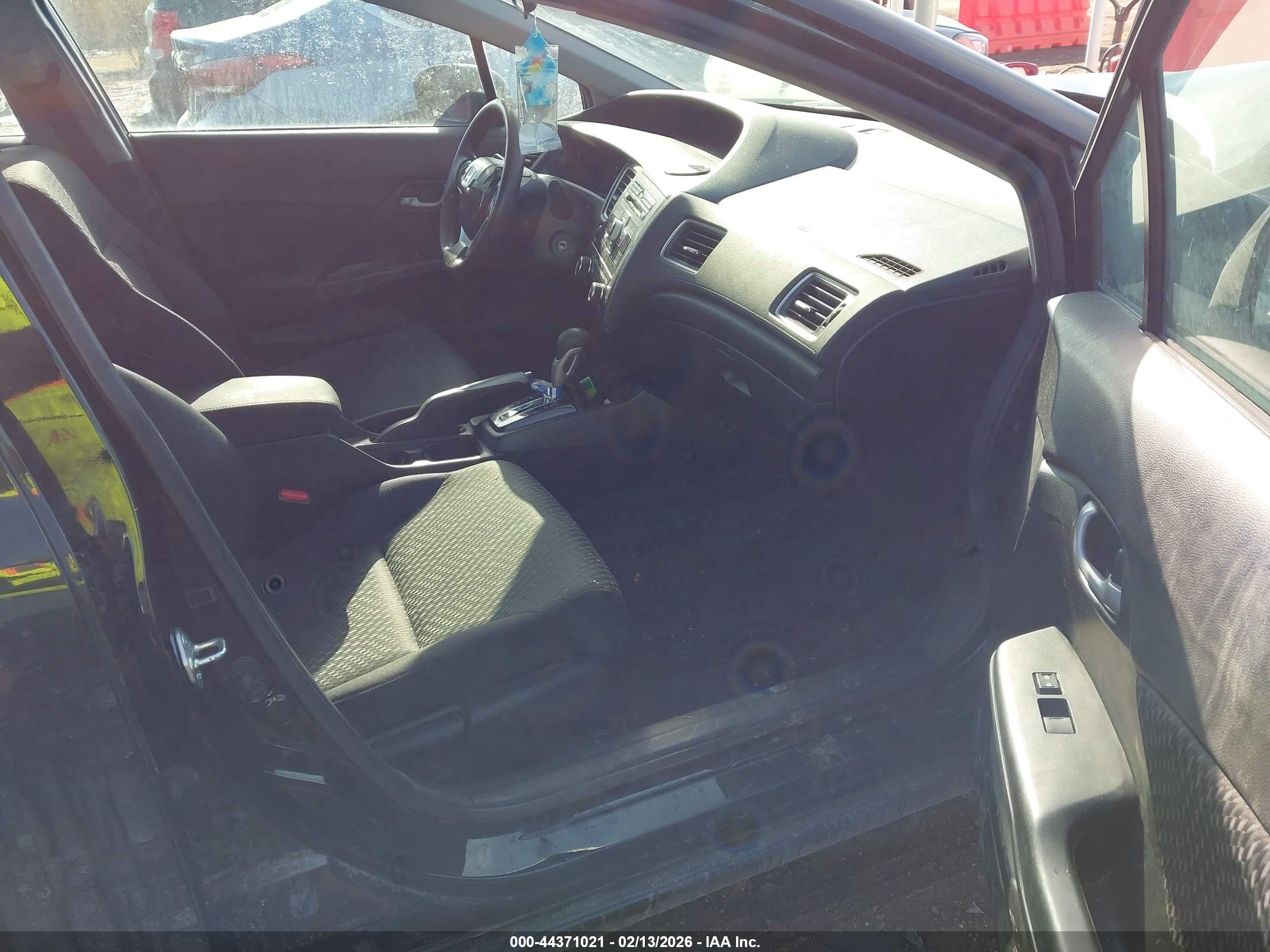 HONDA CIVIC image 5