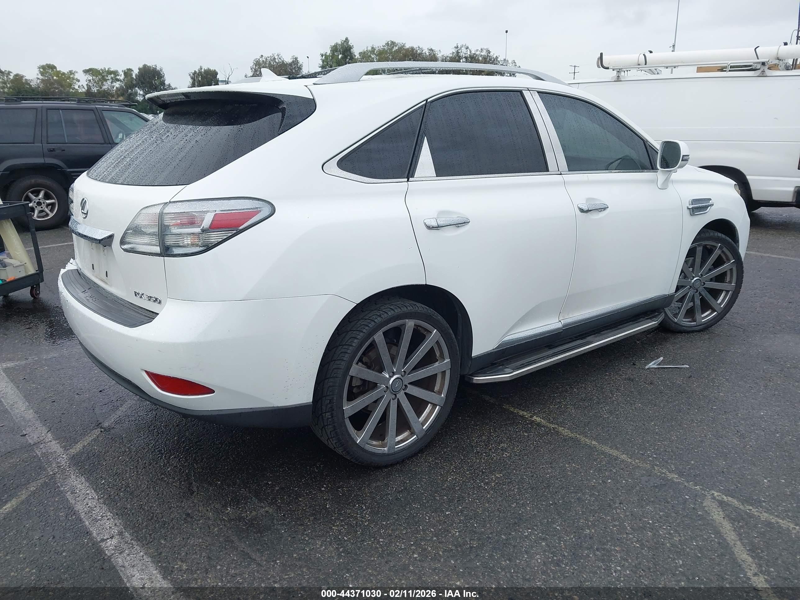 LEXUS RX image 4