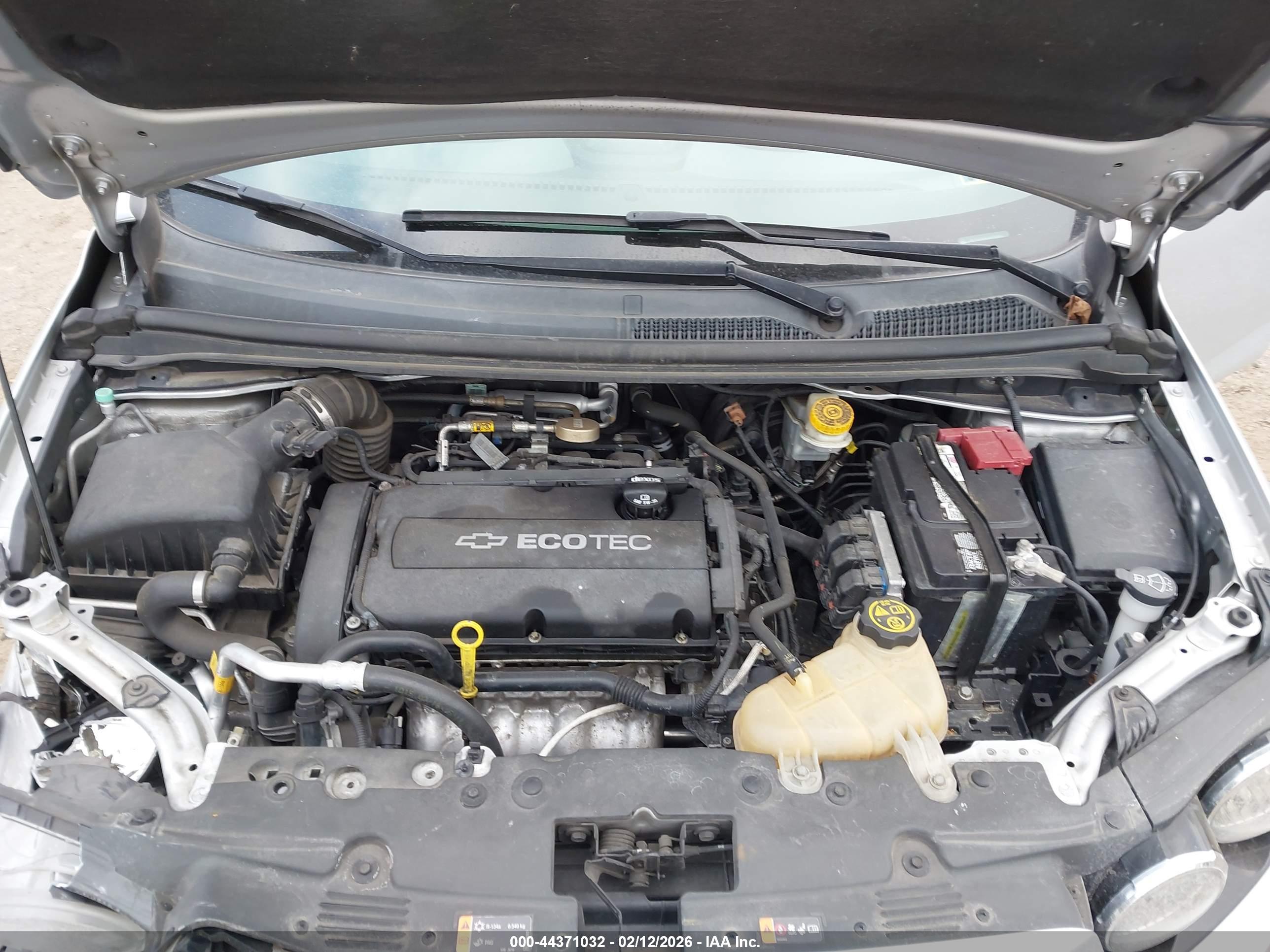 CHEVROLET SONIC image 10