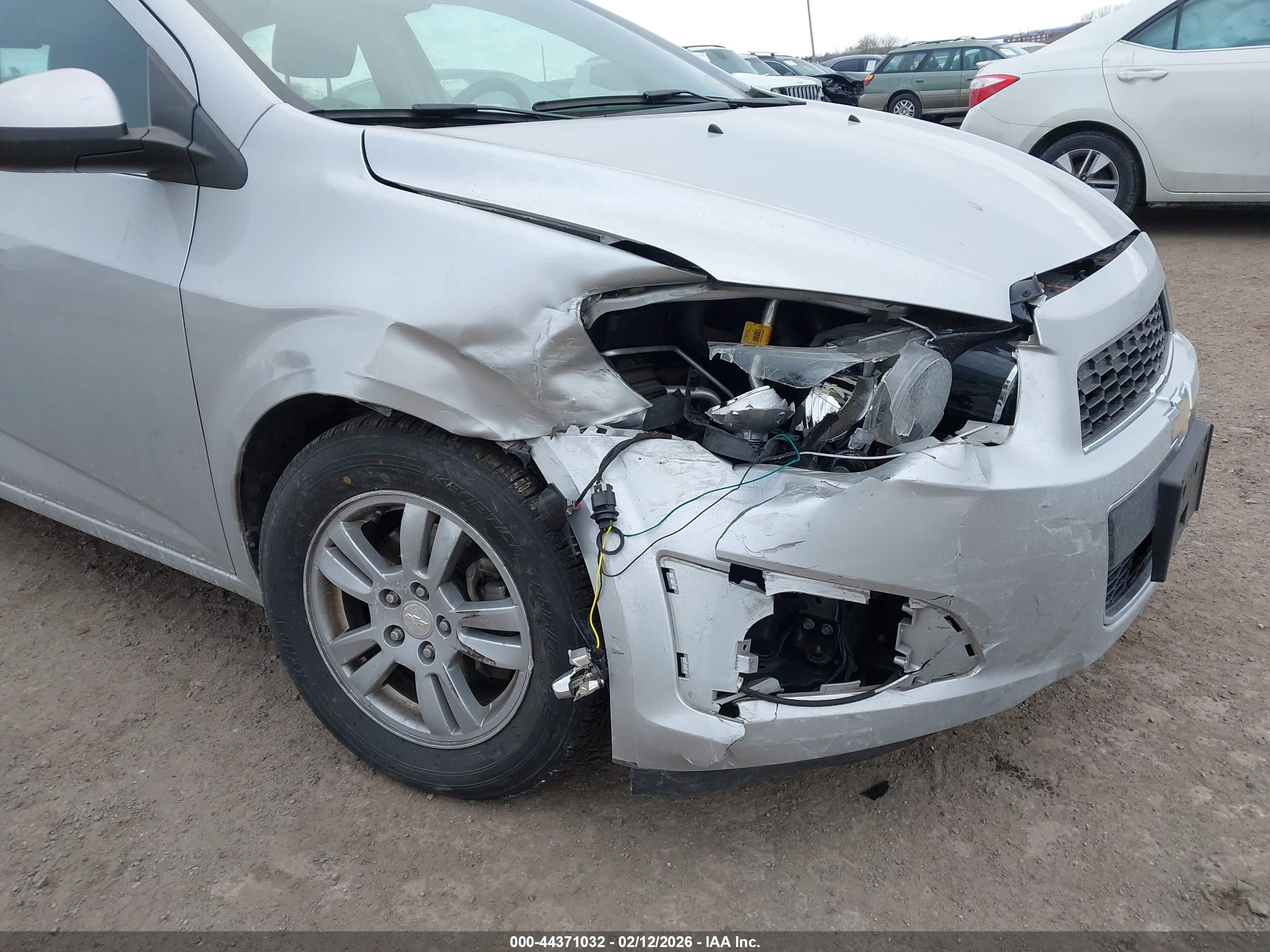 CHEVROLET SONIC image 6
