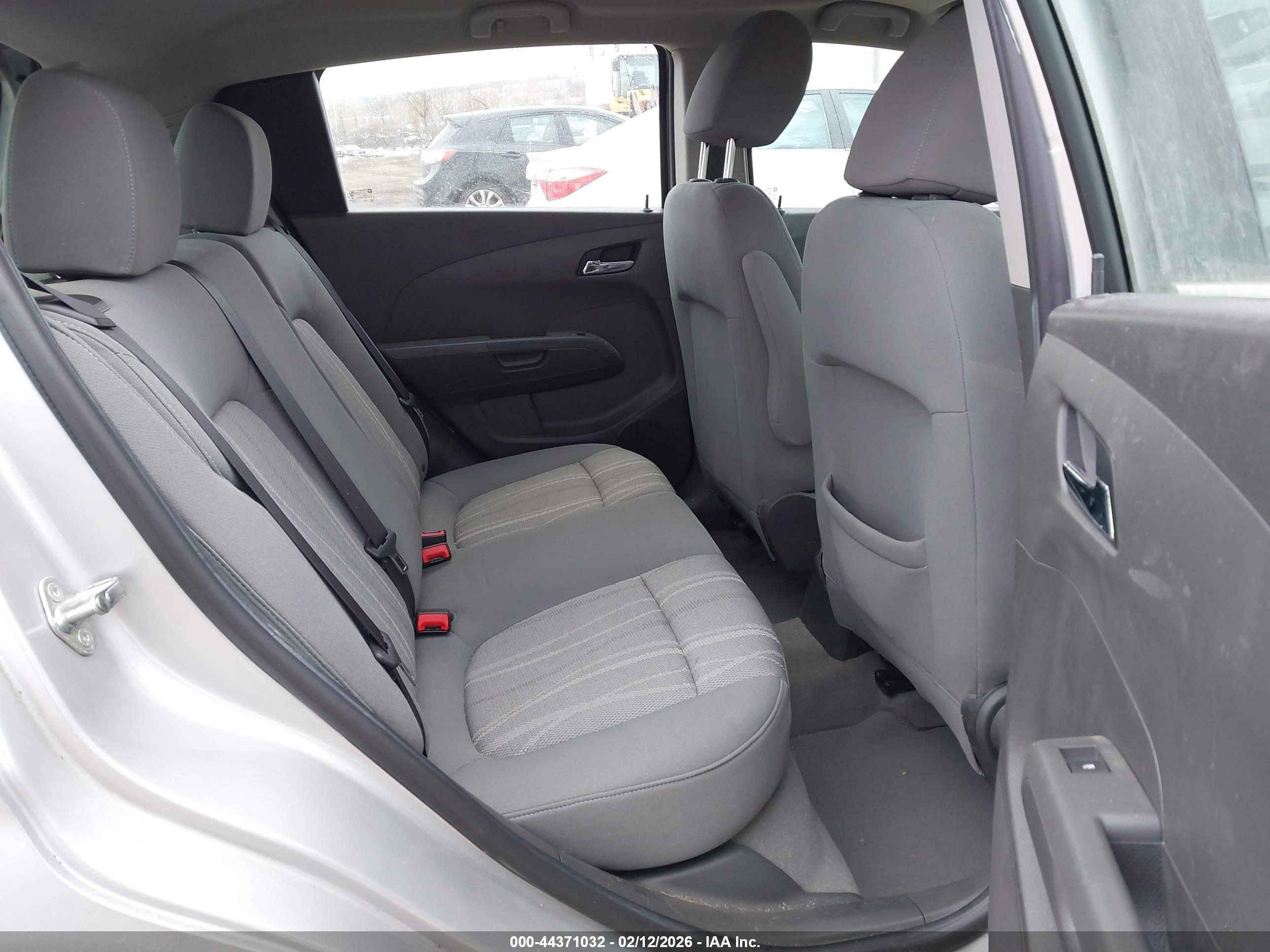 CHEVROLET SONIC image 8