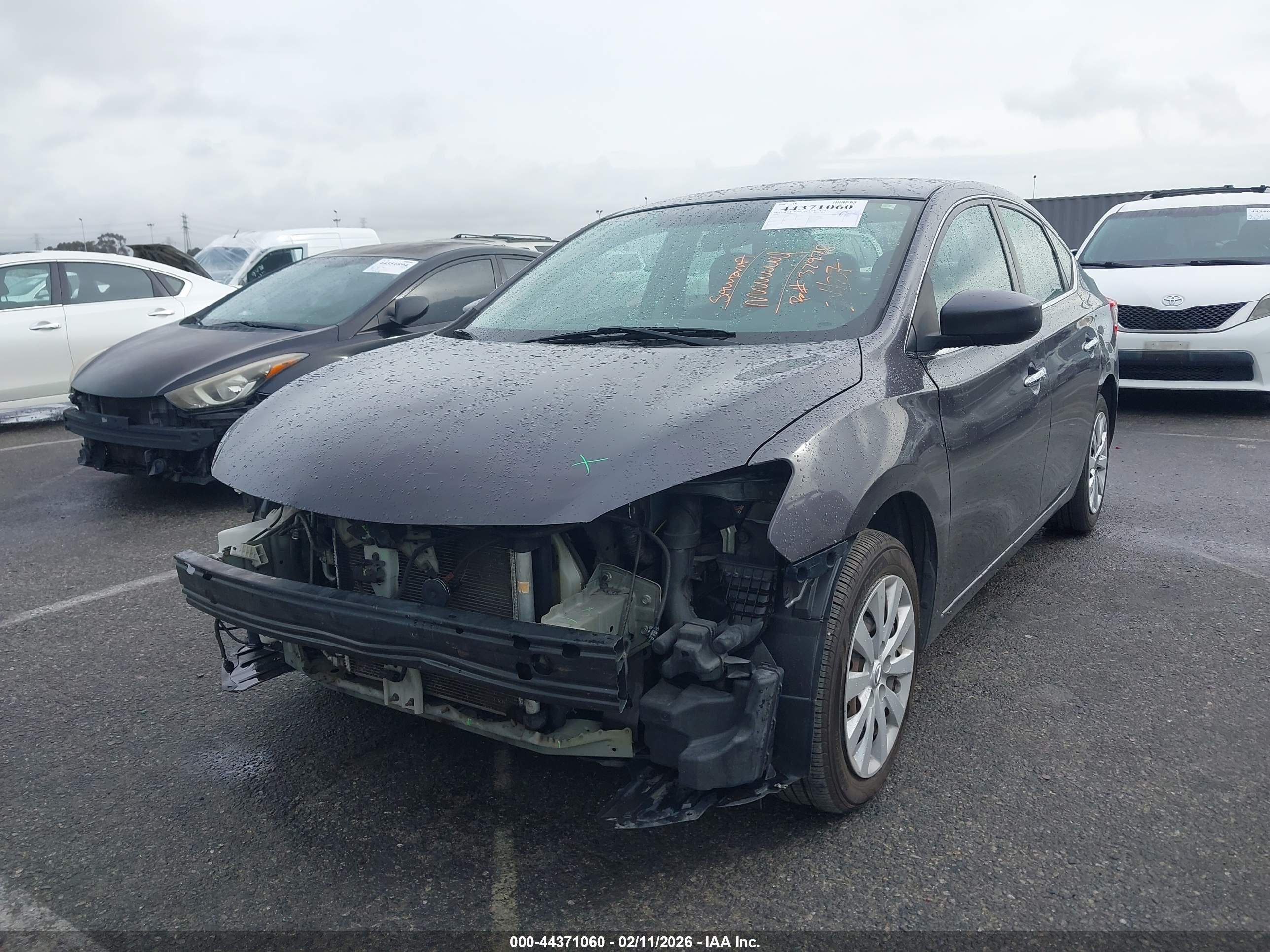 NISSAN SENTRA image 2