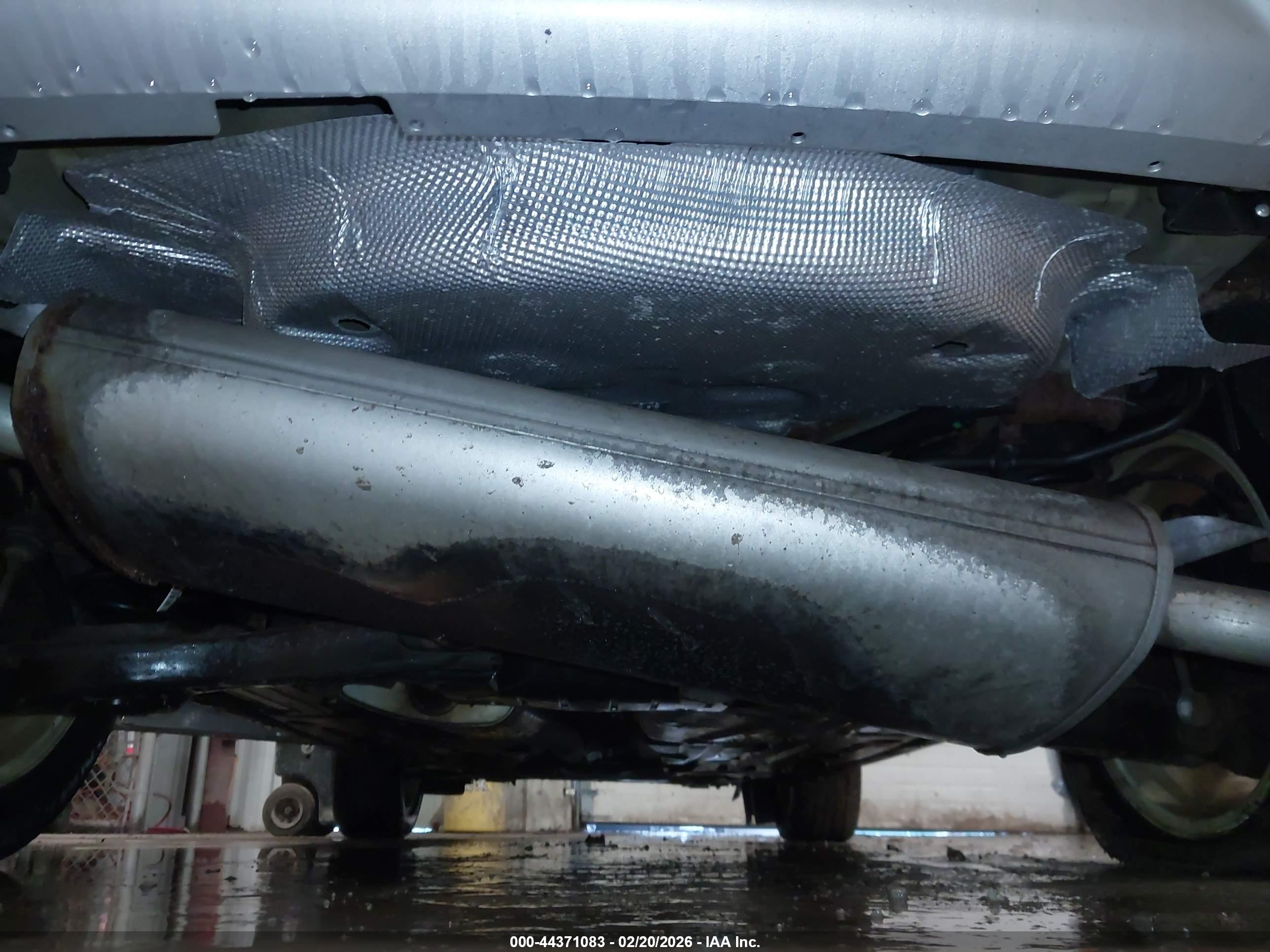 FORD ESCAPE image 6