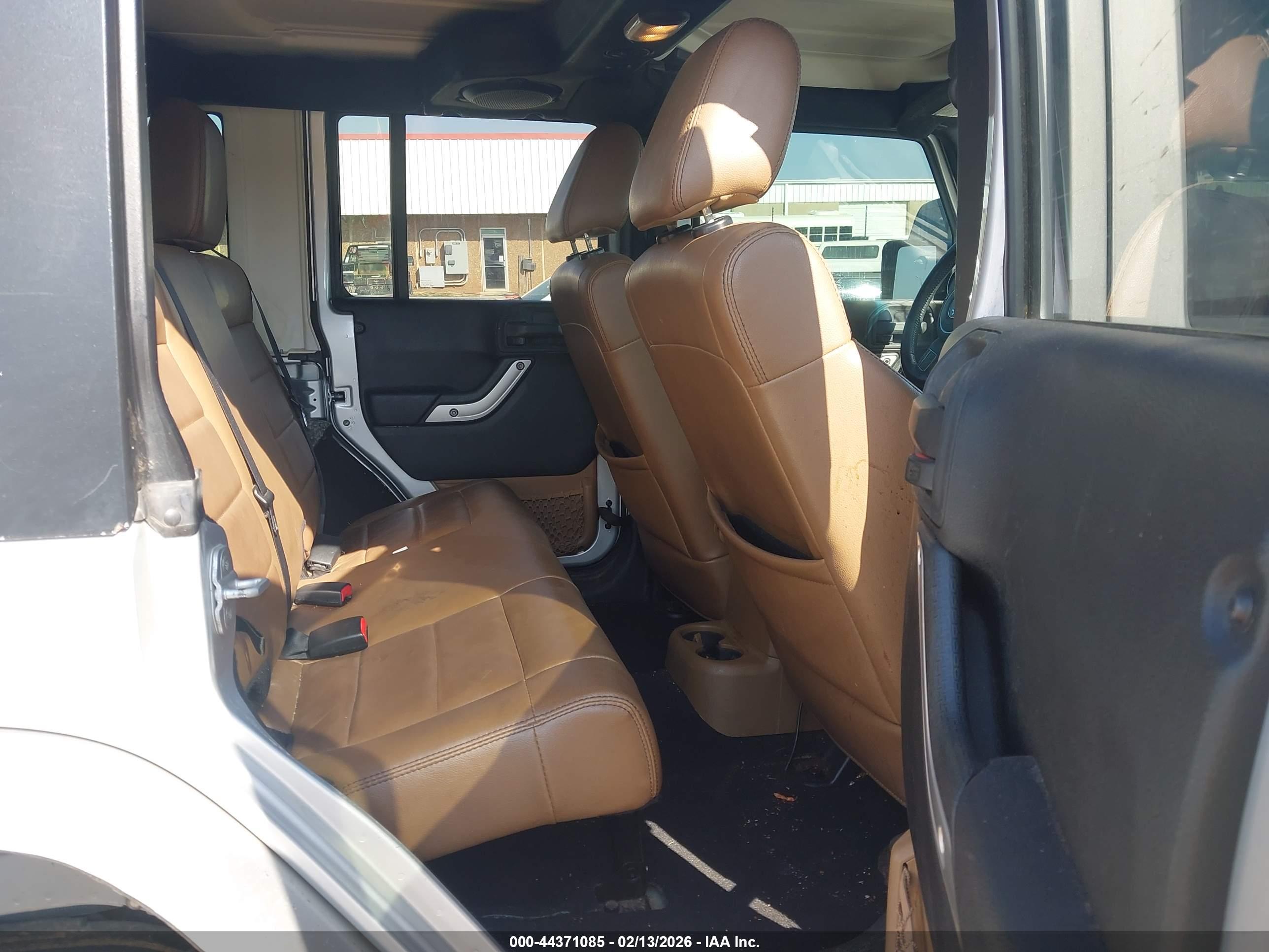 JEEP WRANGLER image 8