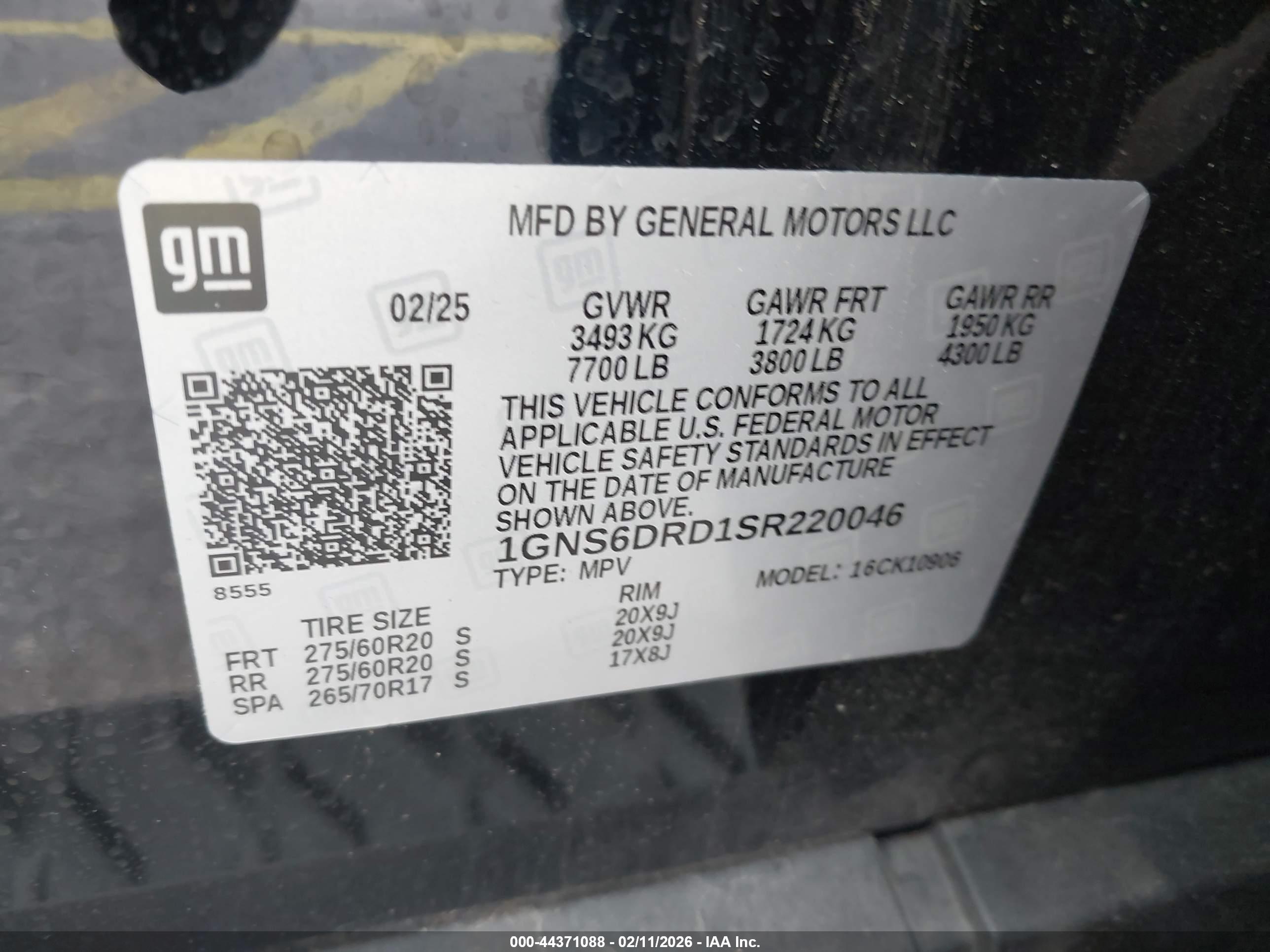 CHEVROLET SUBURBAN image 9