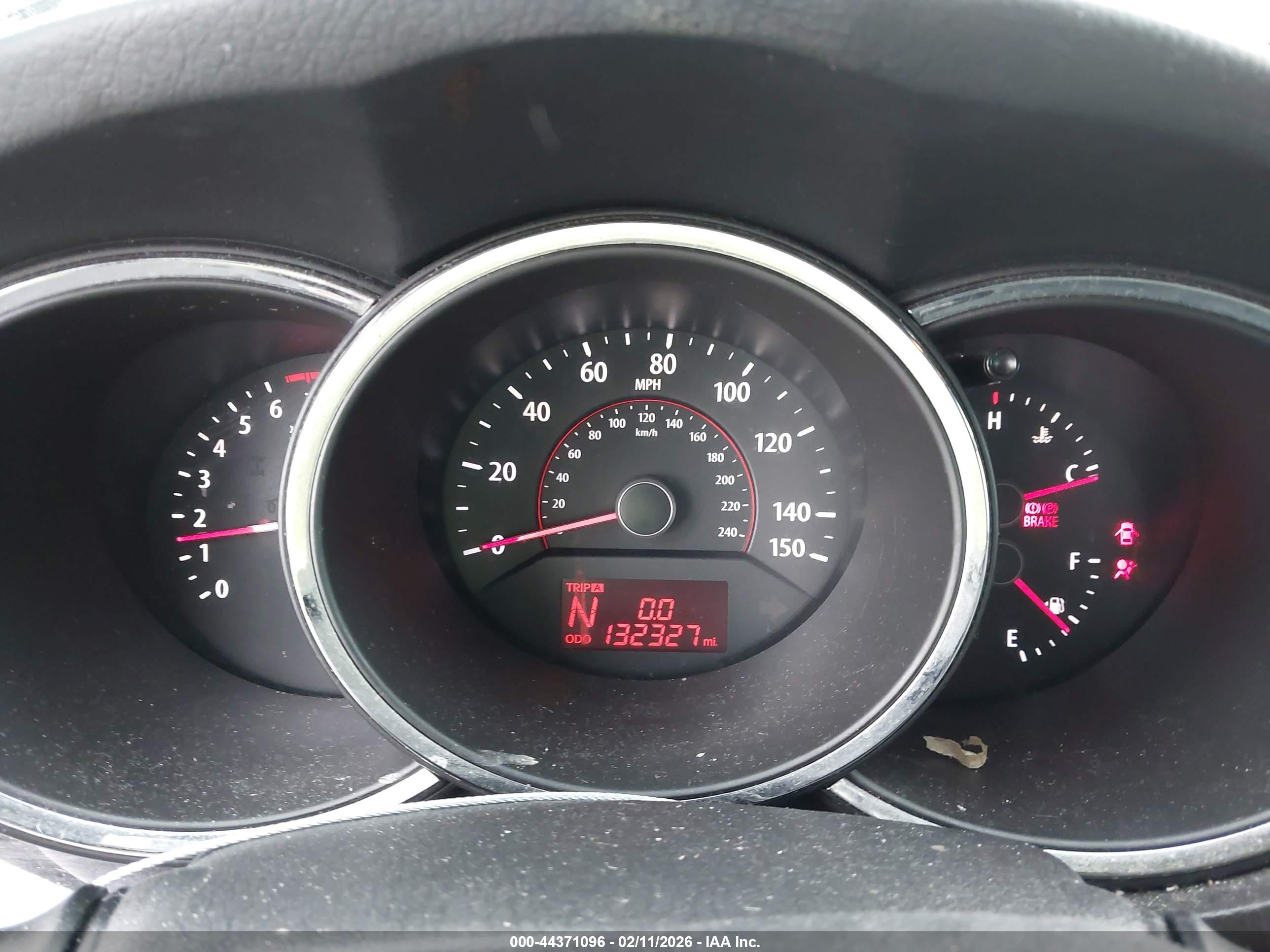 KIA SORENTO image 7