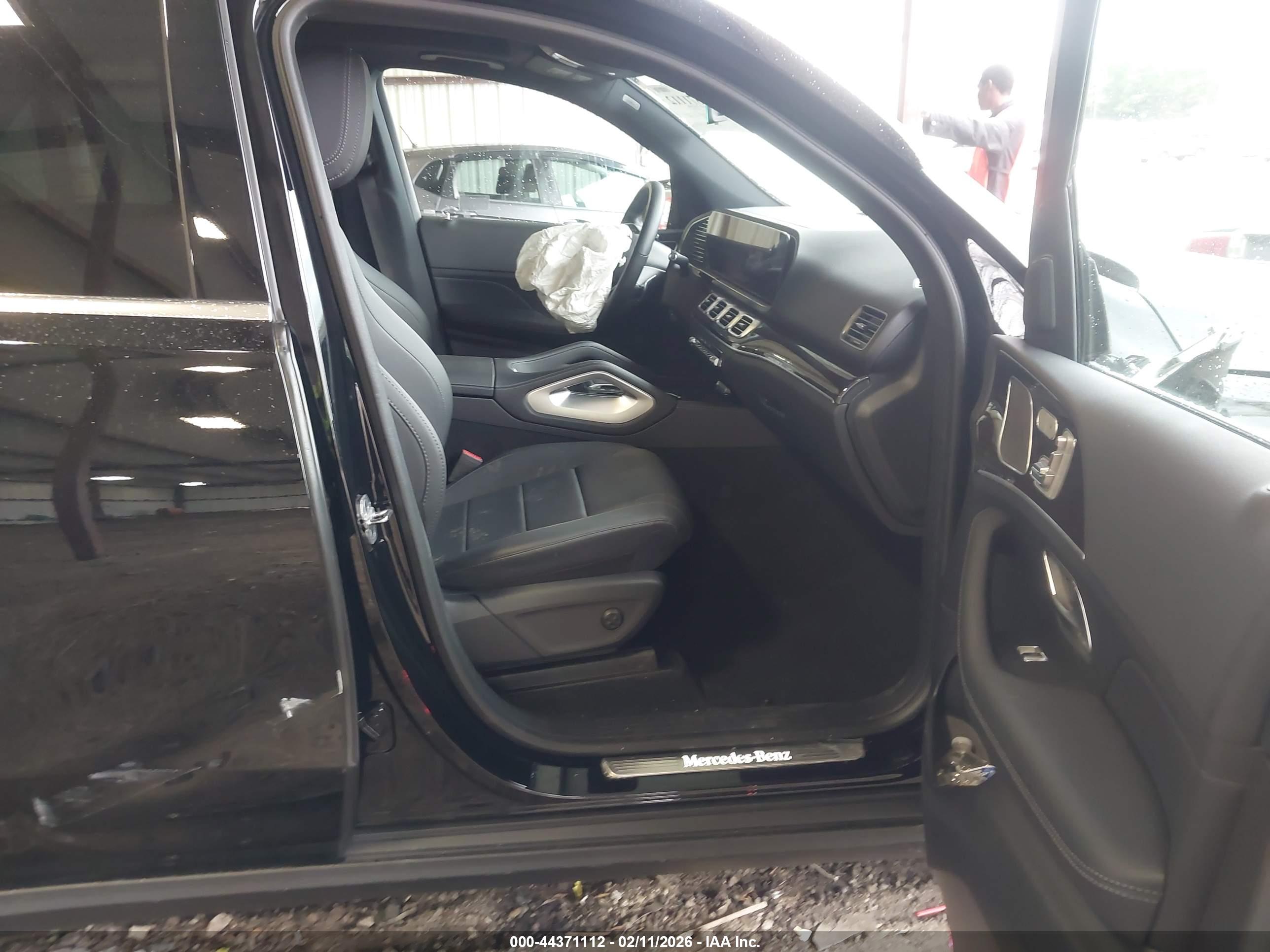 MERCEDES-BENZ GLE image 5